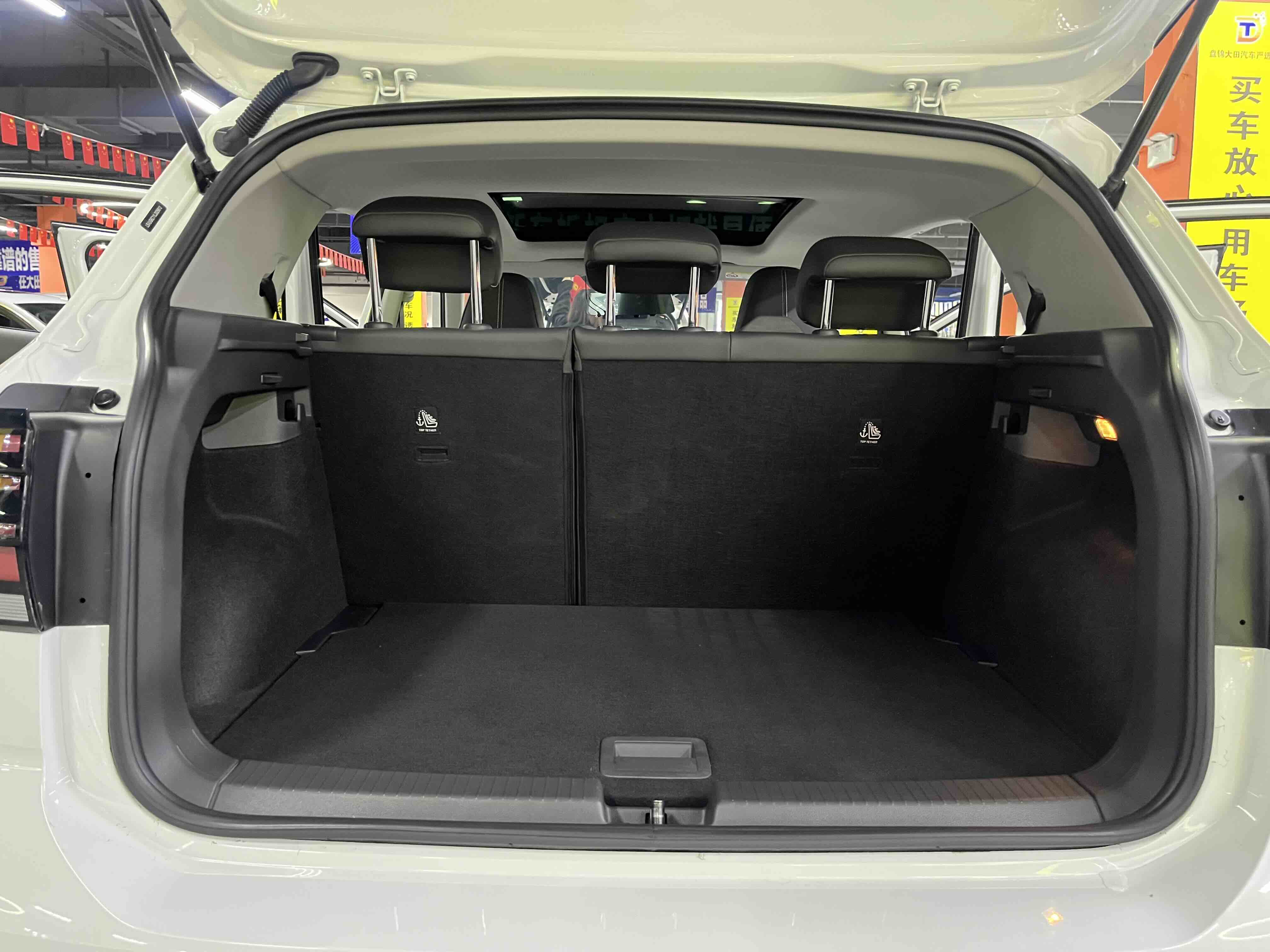 Volkswagen T-Cross 2020 #10 Volkswagen T-Cross 2020 car image #10