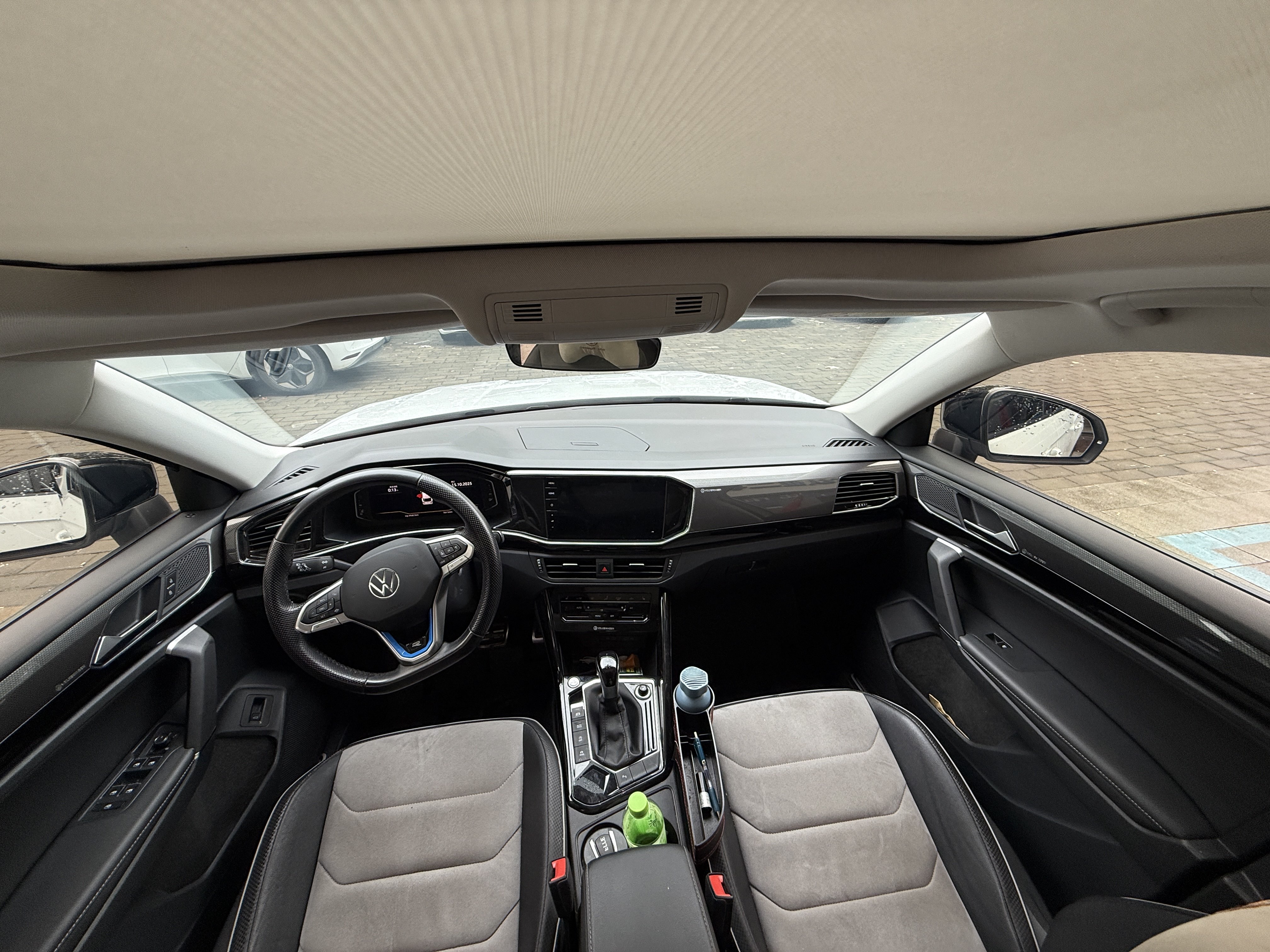 Volkswagen Tayron X 2022 car image #10