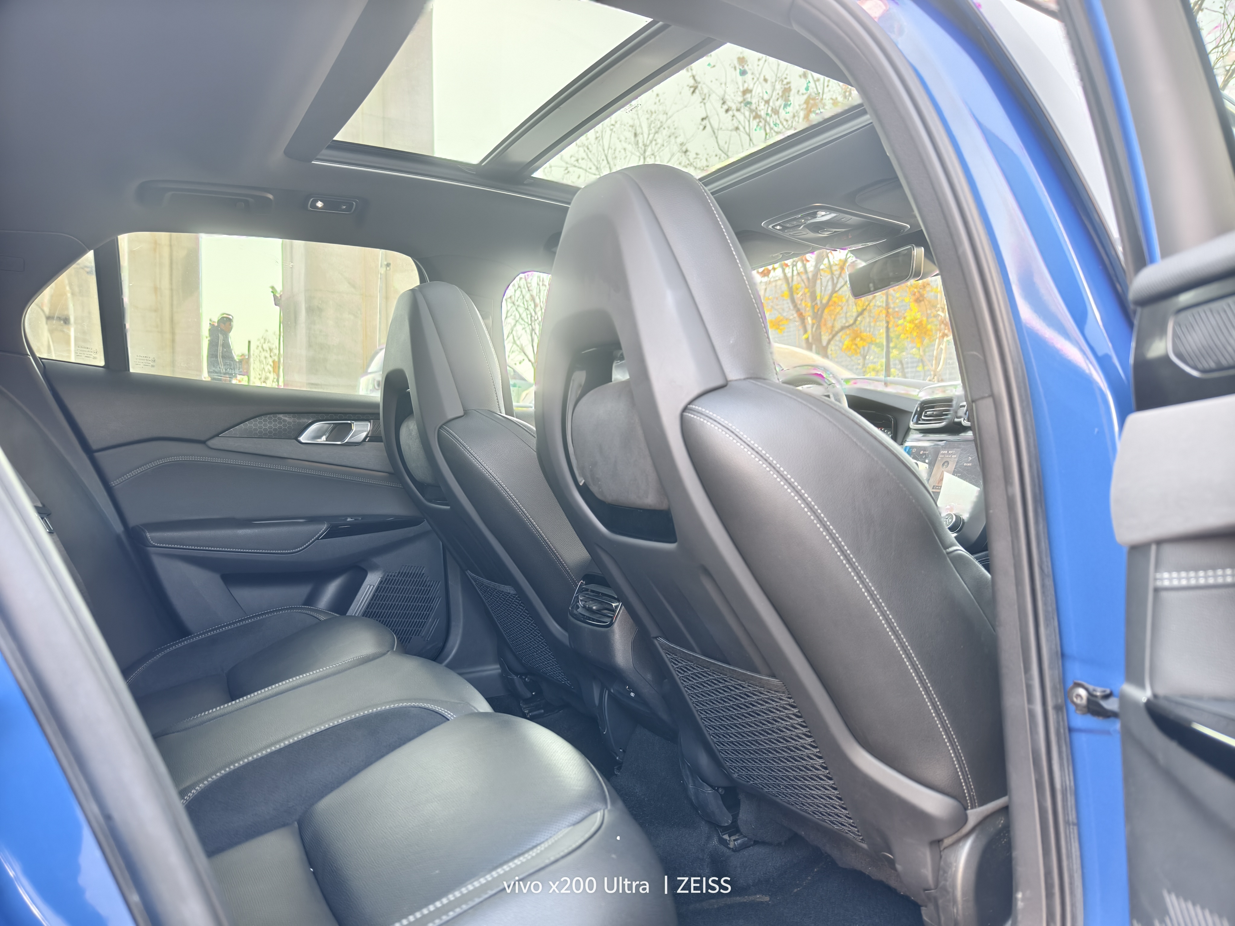 Lynk & Co 03 2021 car image #10