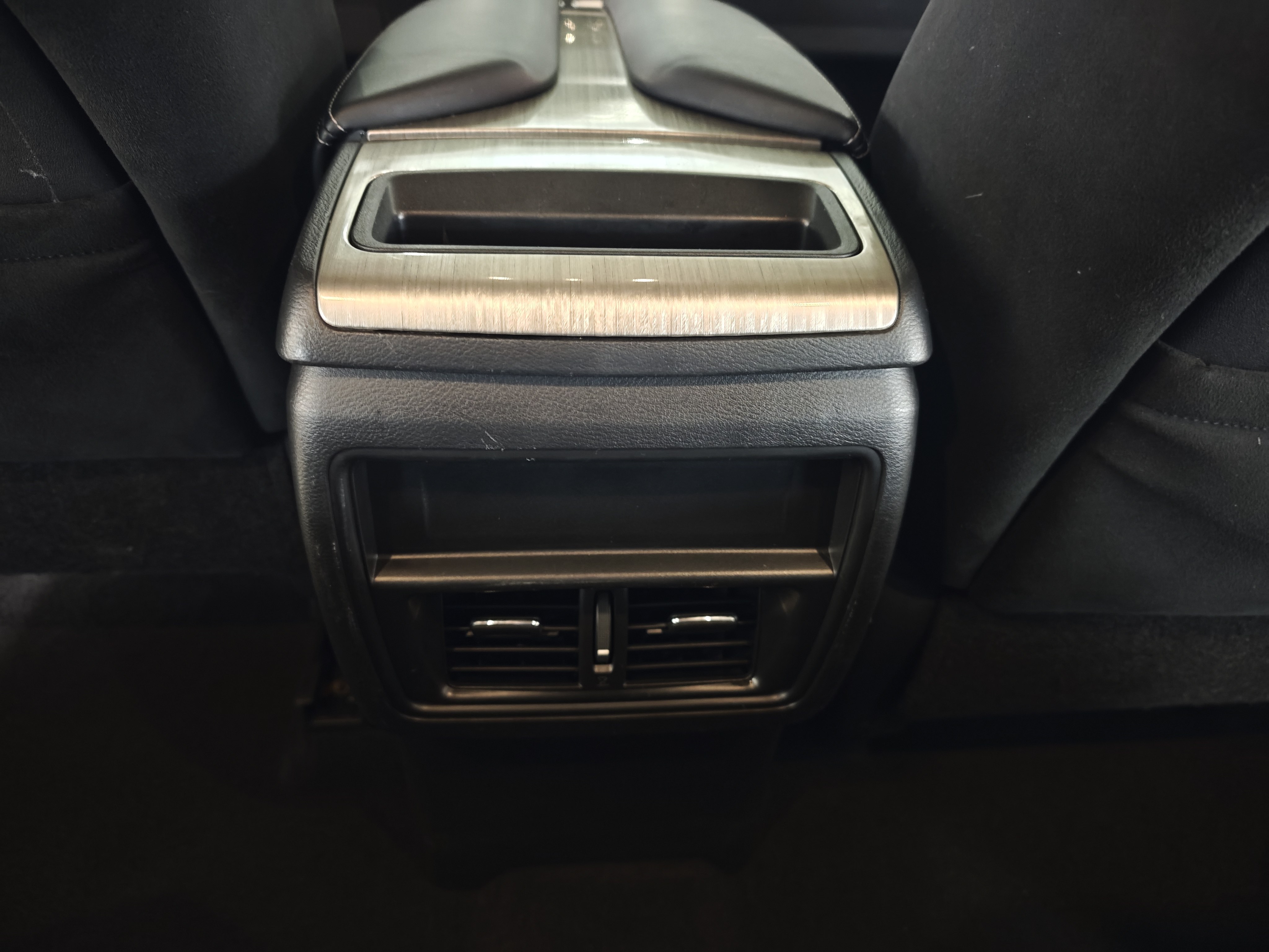 Nissan Murano 2023 изображение автомобиля #10