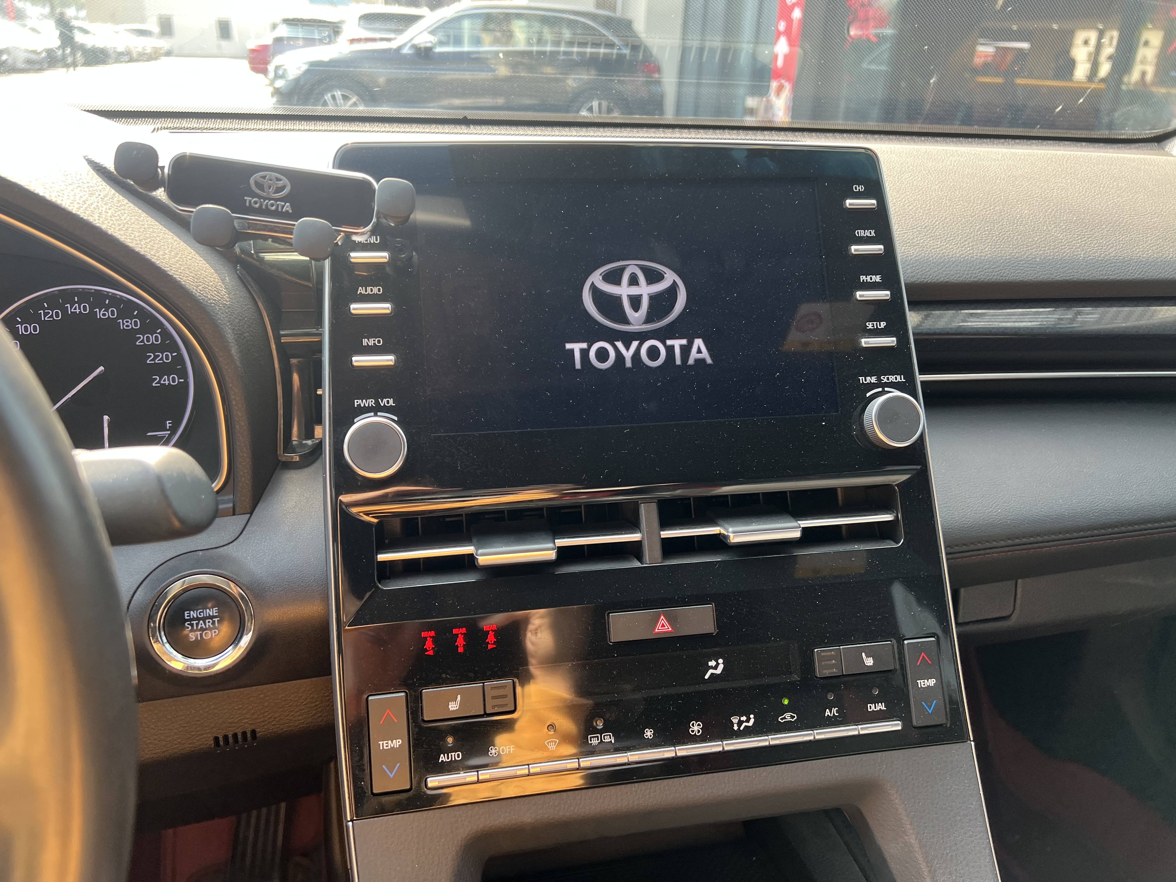 Toyota Avalon 2022 immagine di auto #10