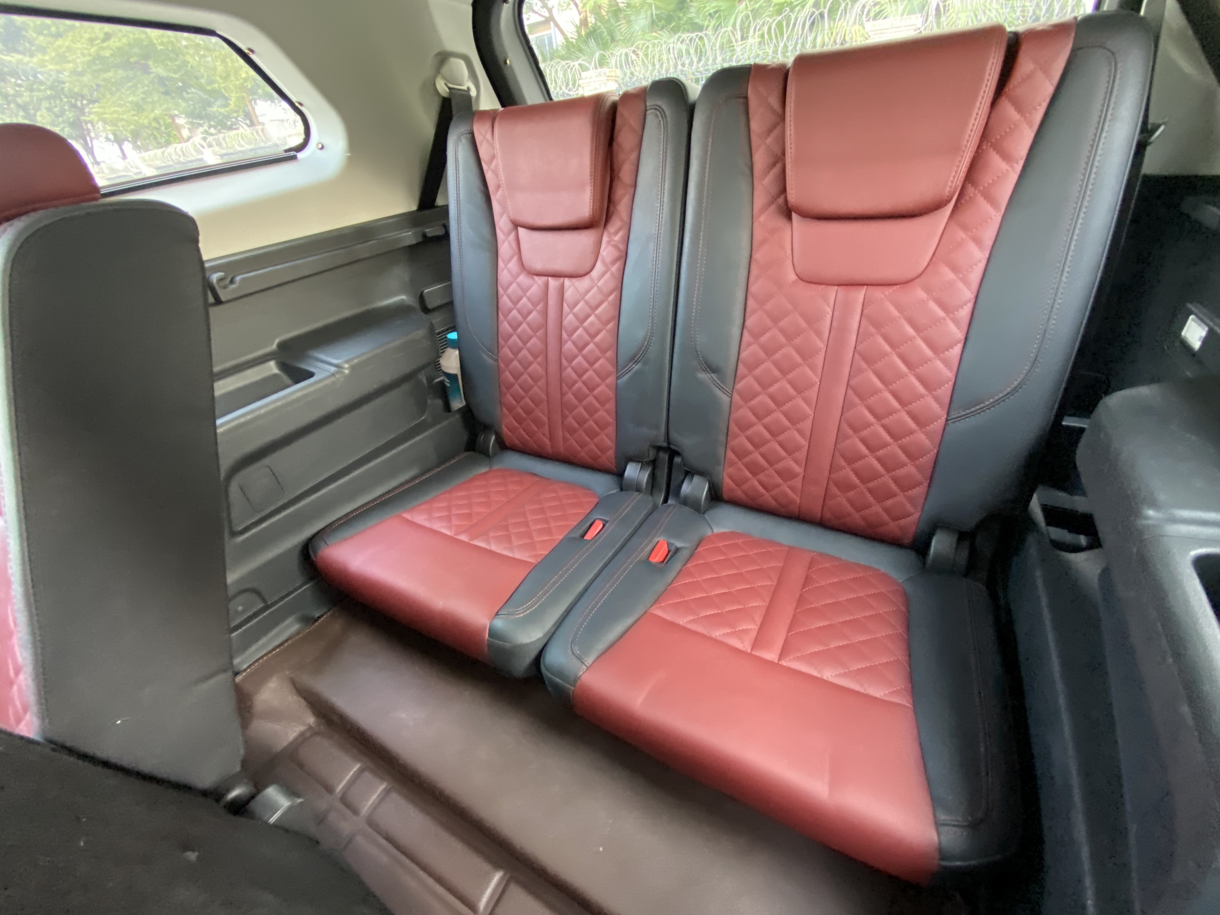 T5 L 2020 car image #10