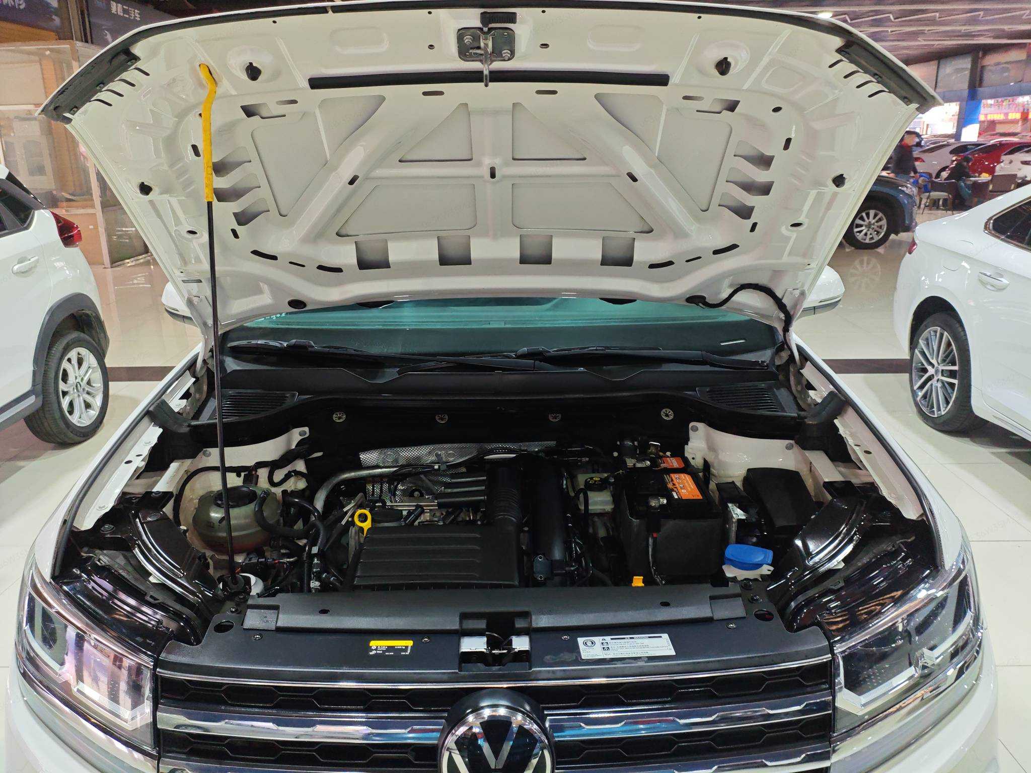 Volkswagen Tharu 2021 car image #10