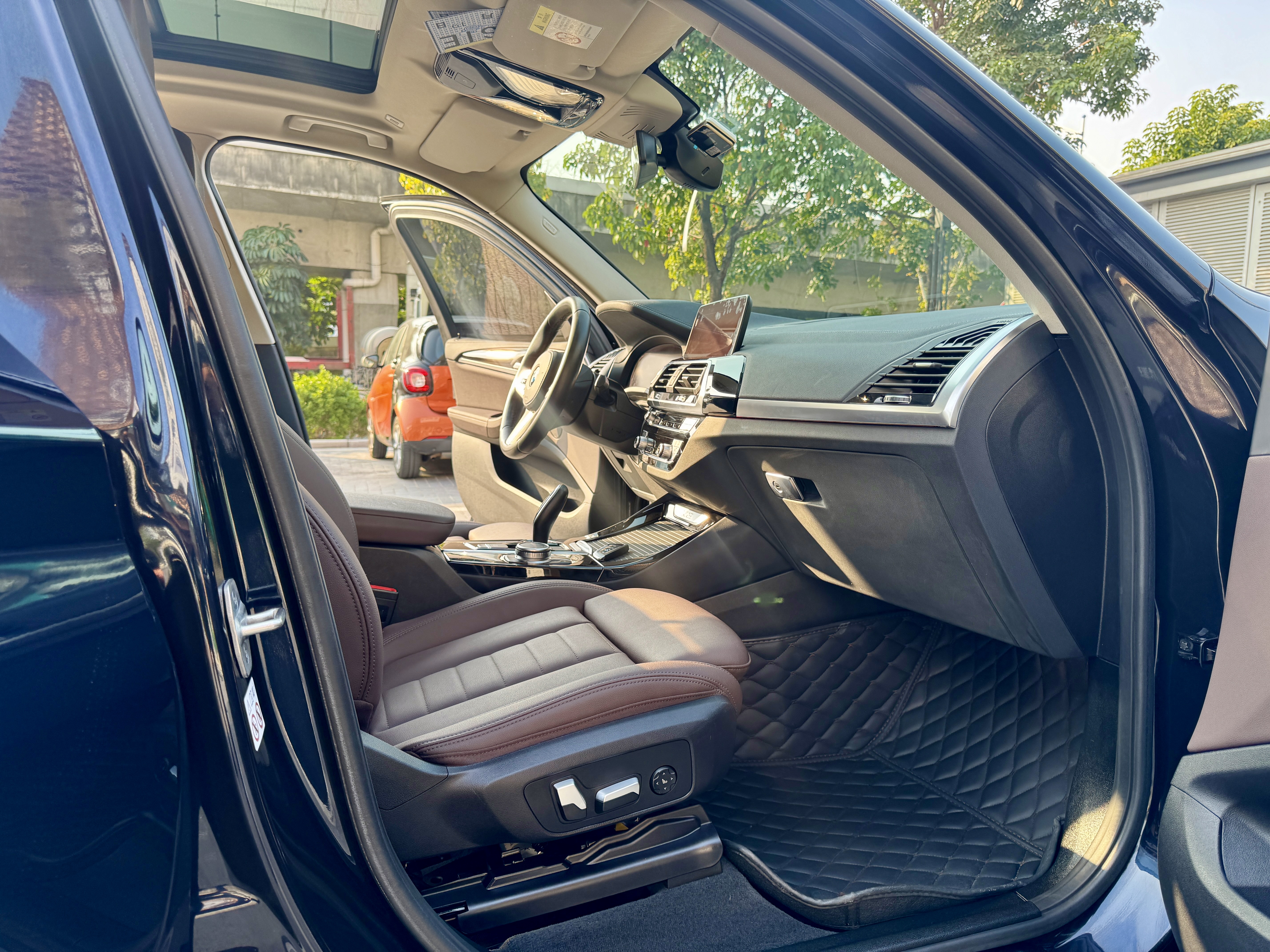 BMW X3 2021 car image #10