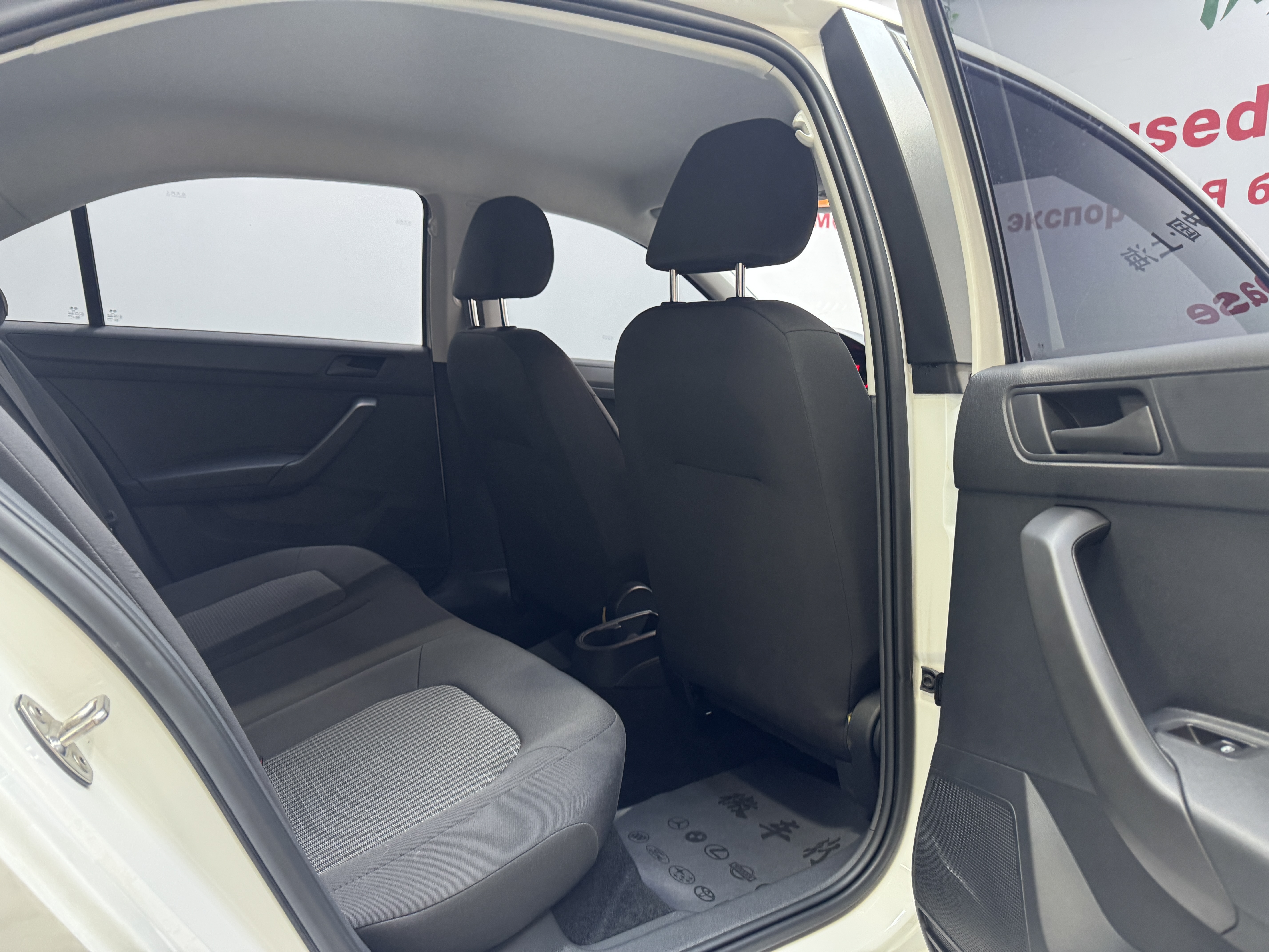 Santana 2023 car image #10