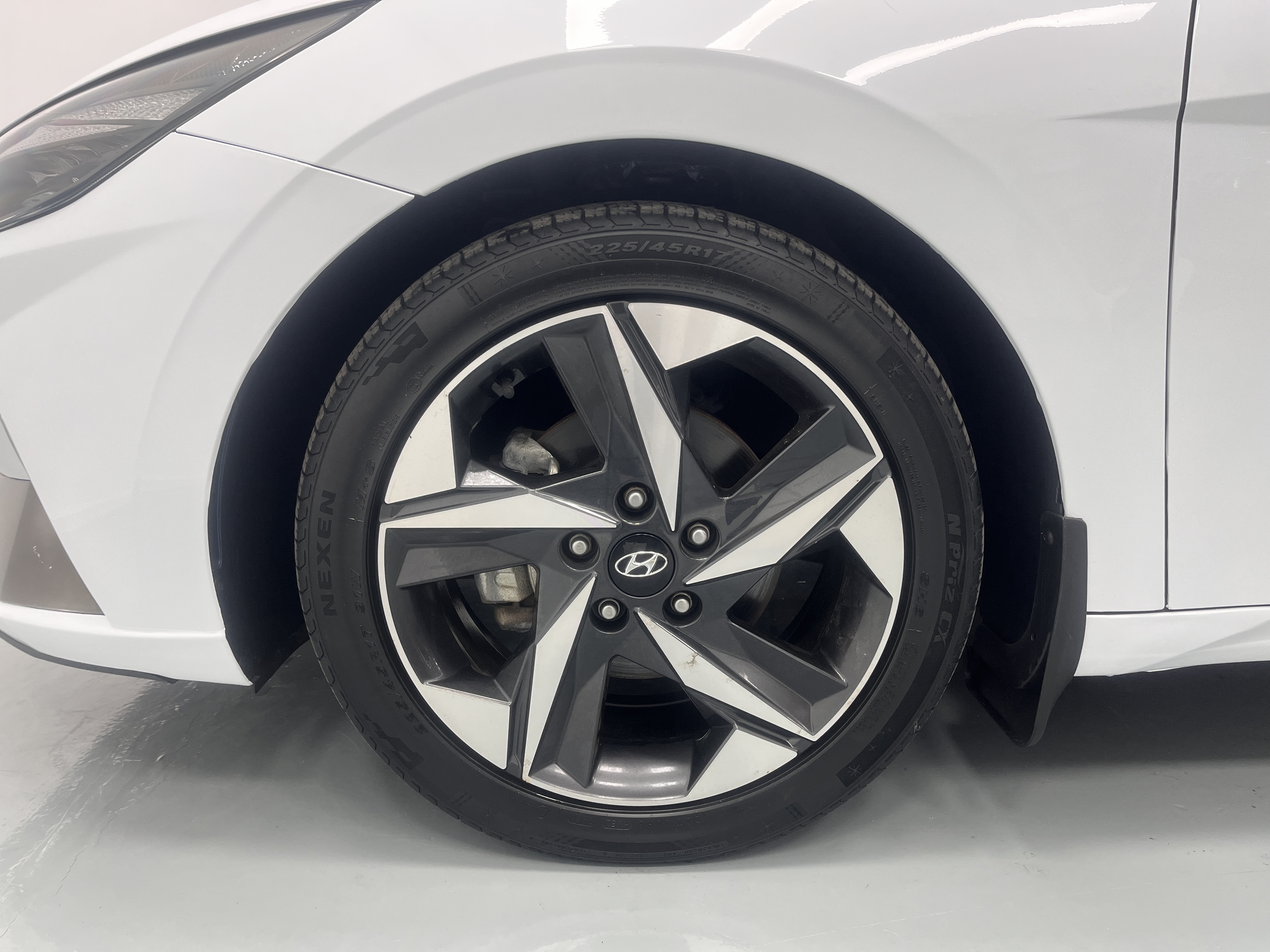 Hyundai Elantra 2021 immagine di auto #10