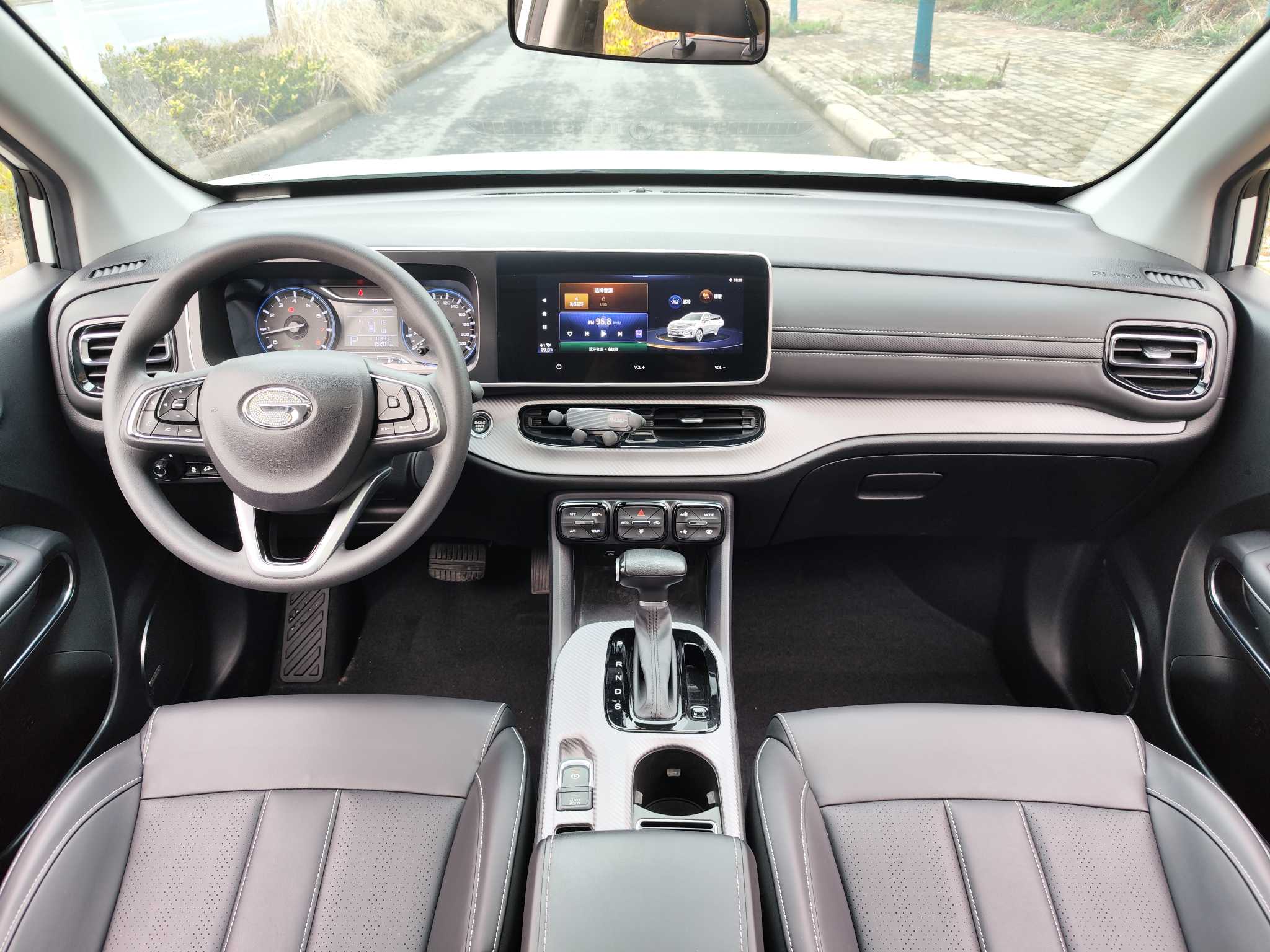 GAC Trumpchi GS3 2021 #10 GAC Trumpchi GS3 2021 car image #10