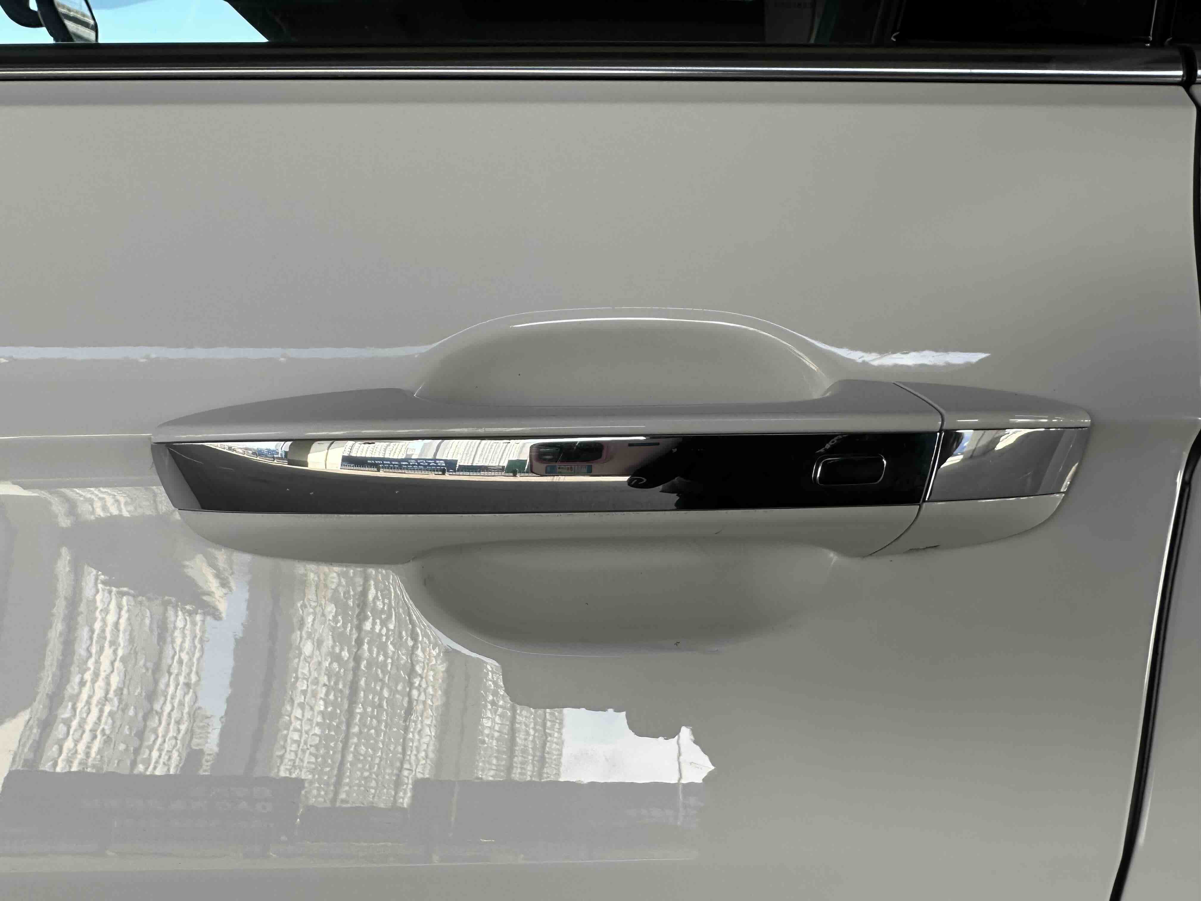 Volkswagen T-Cross 2021 #10 Volkswagen T-Cross 2021 car image #10