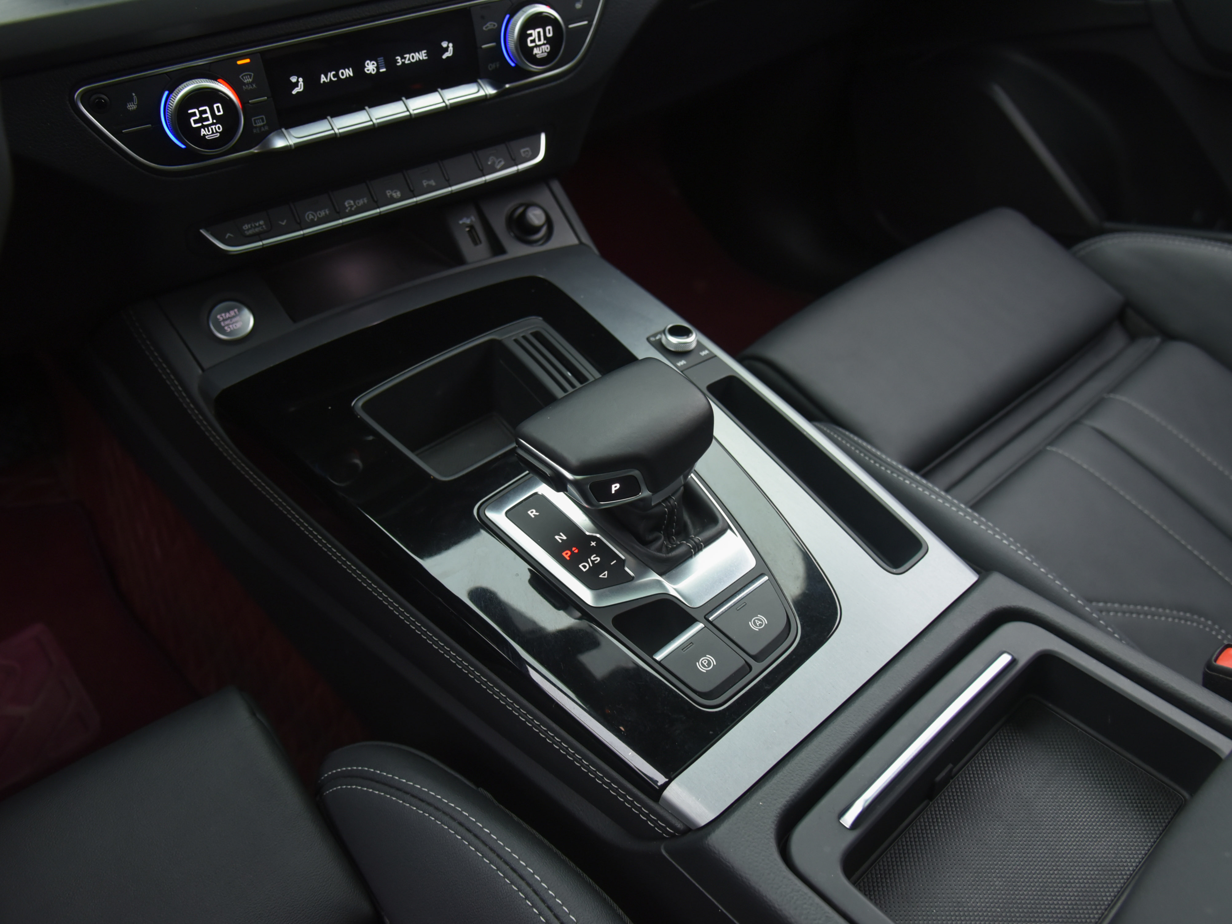 Audi Q5L Sportback 2022 car image #10