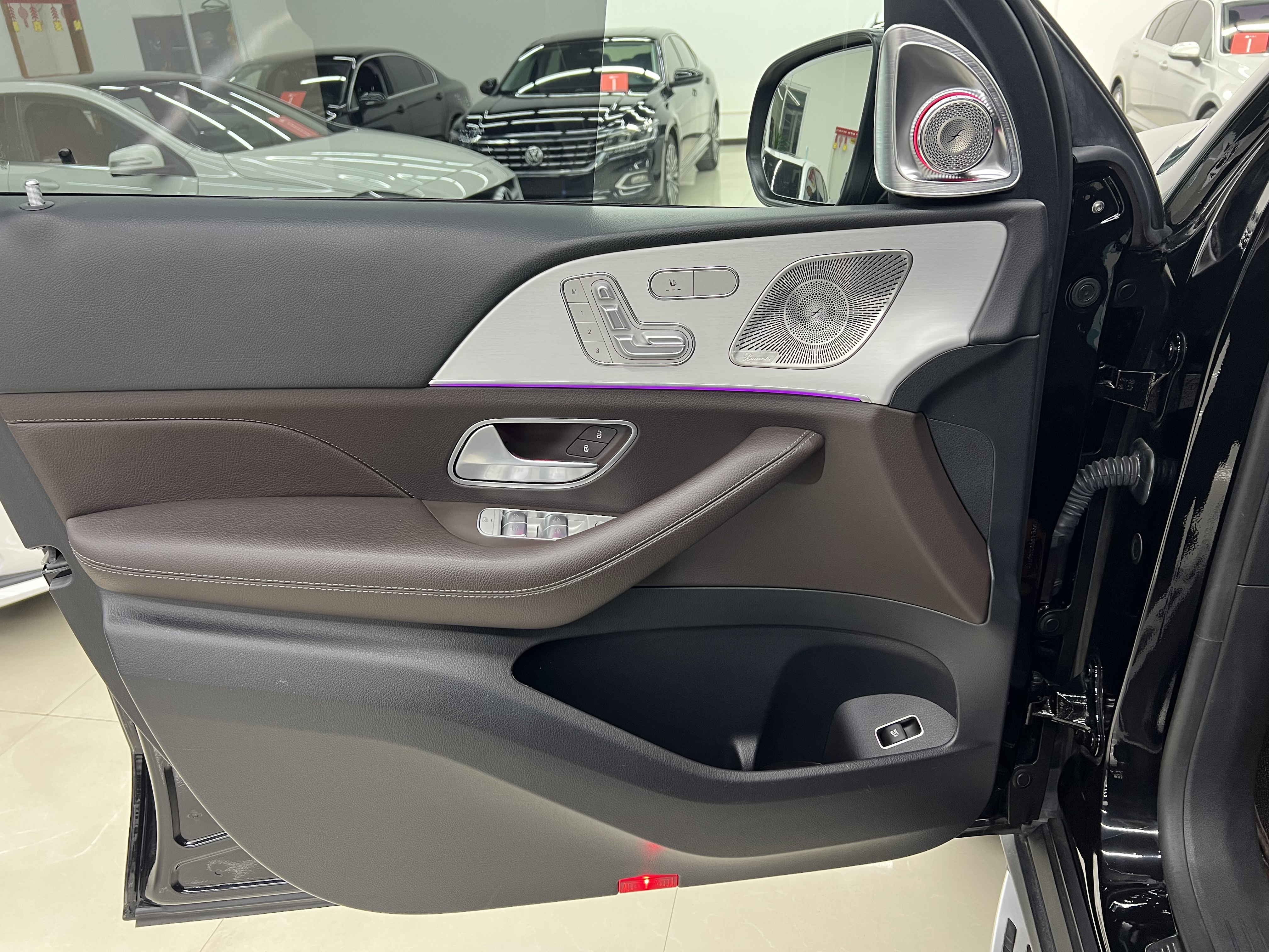 Mercedes-Benz GLE Class 2021 car image #10