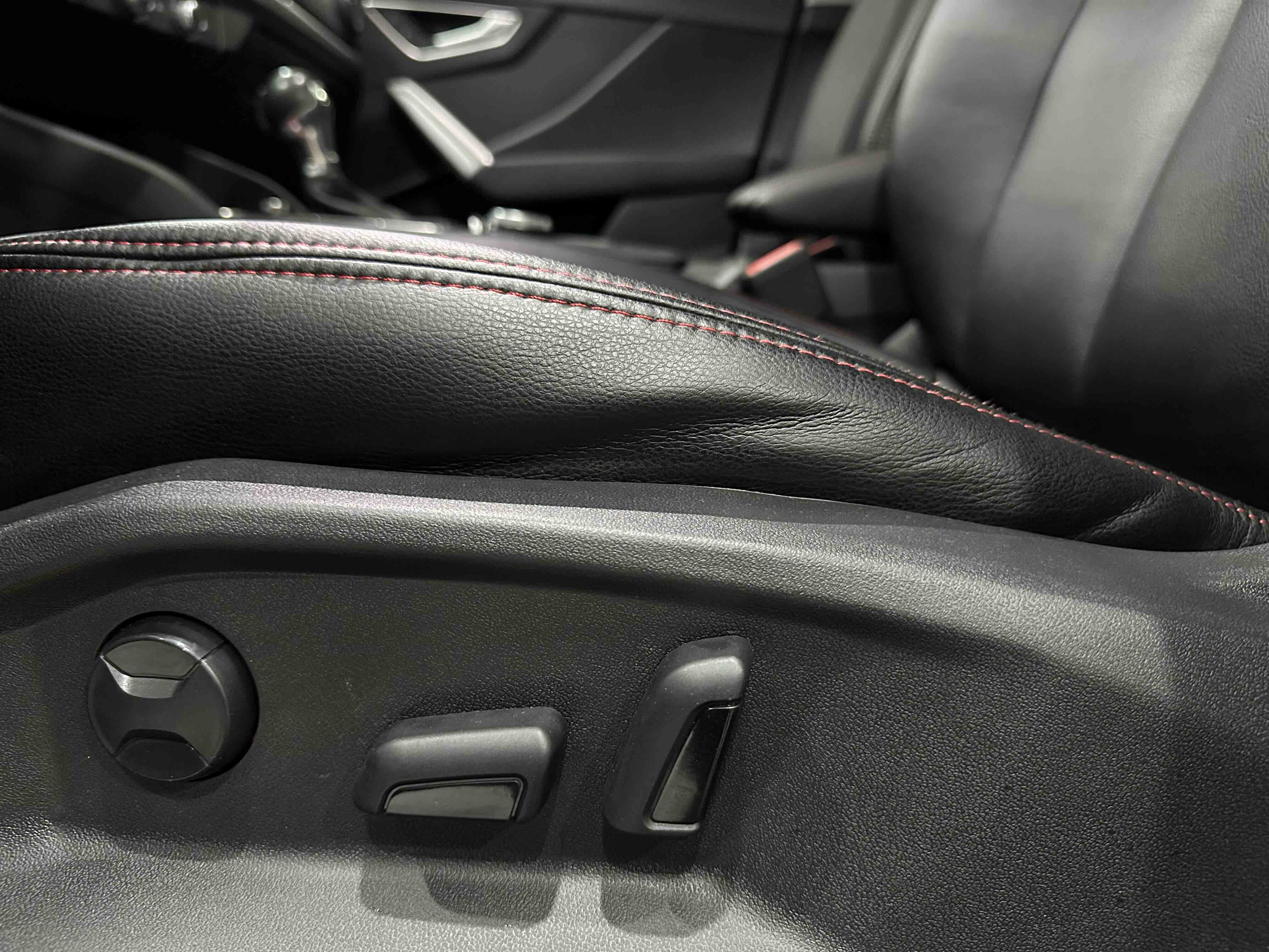 Audi Q2L 2021 #10 Audi Q2L 2021 immagine di auto #10