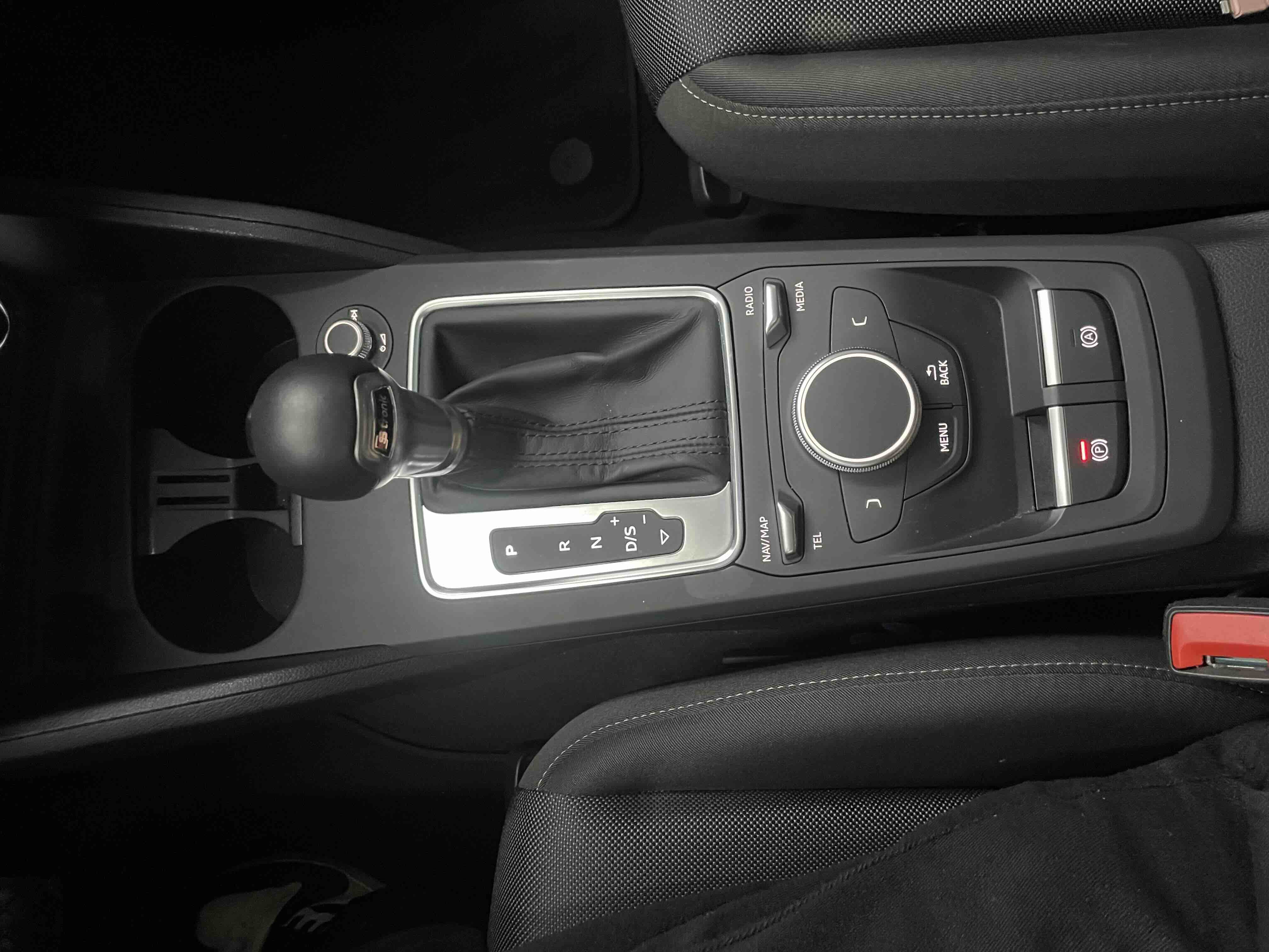 Q2L 2021 car image #10