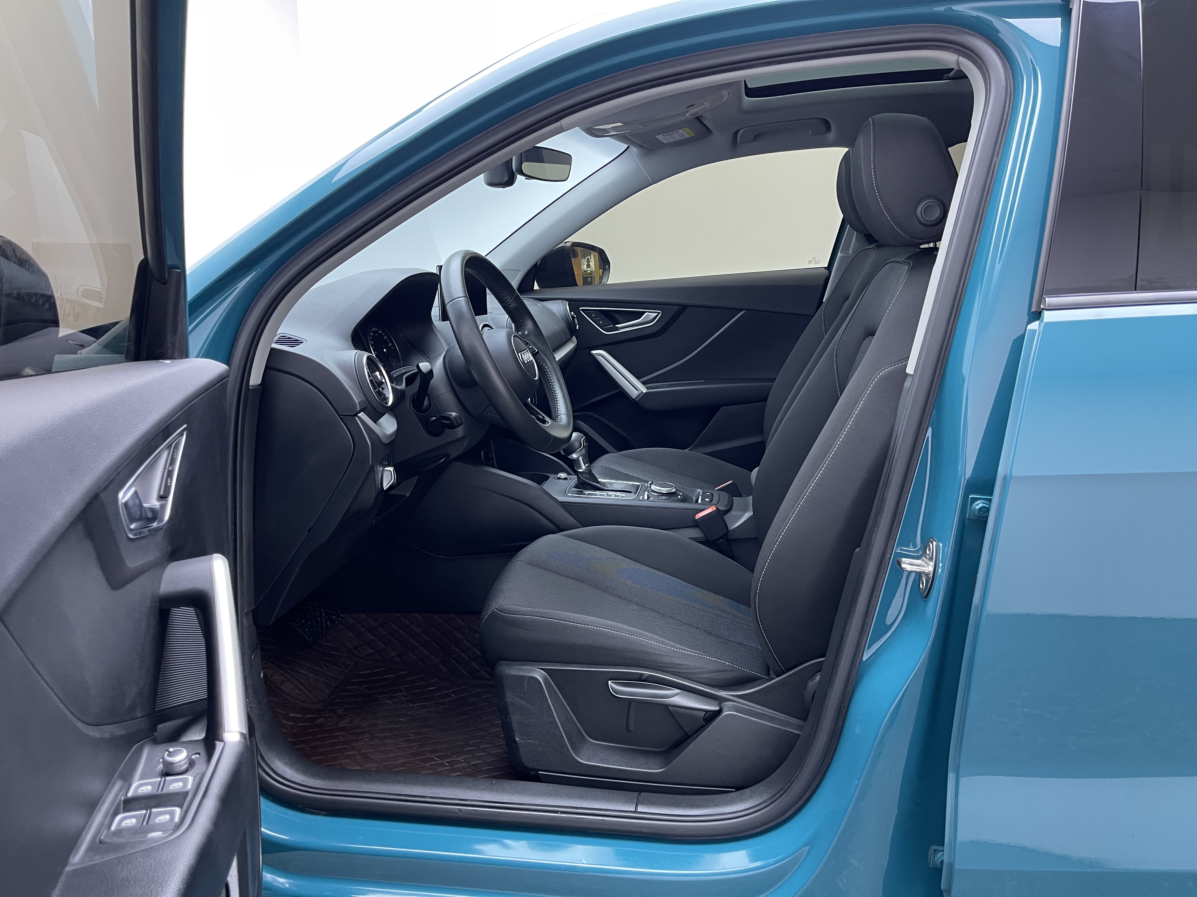 Q2L 2021 #10 Q2L 2021 car image #10