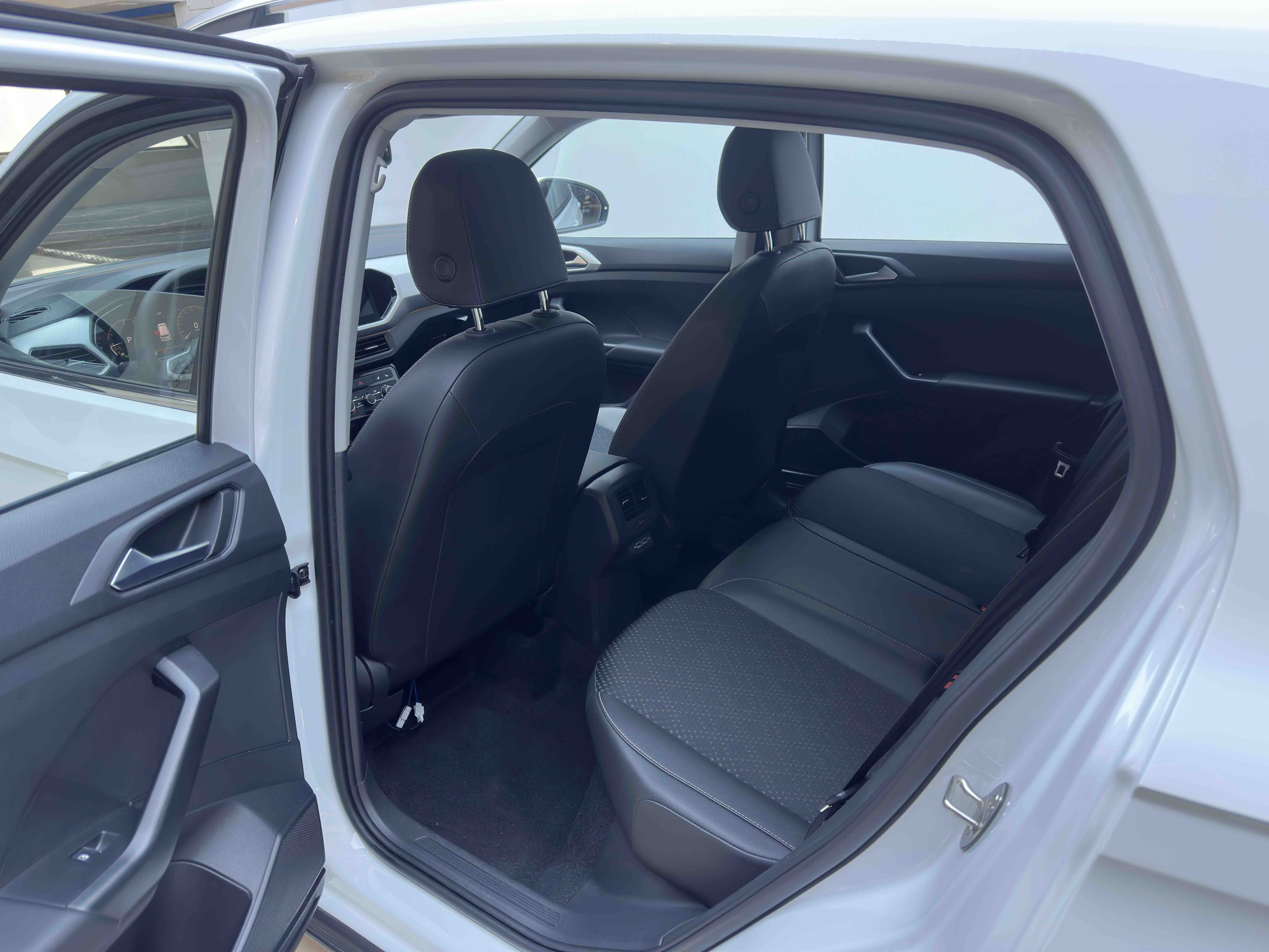 Volkswagen Tacqua 2023 car image #10
