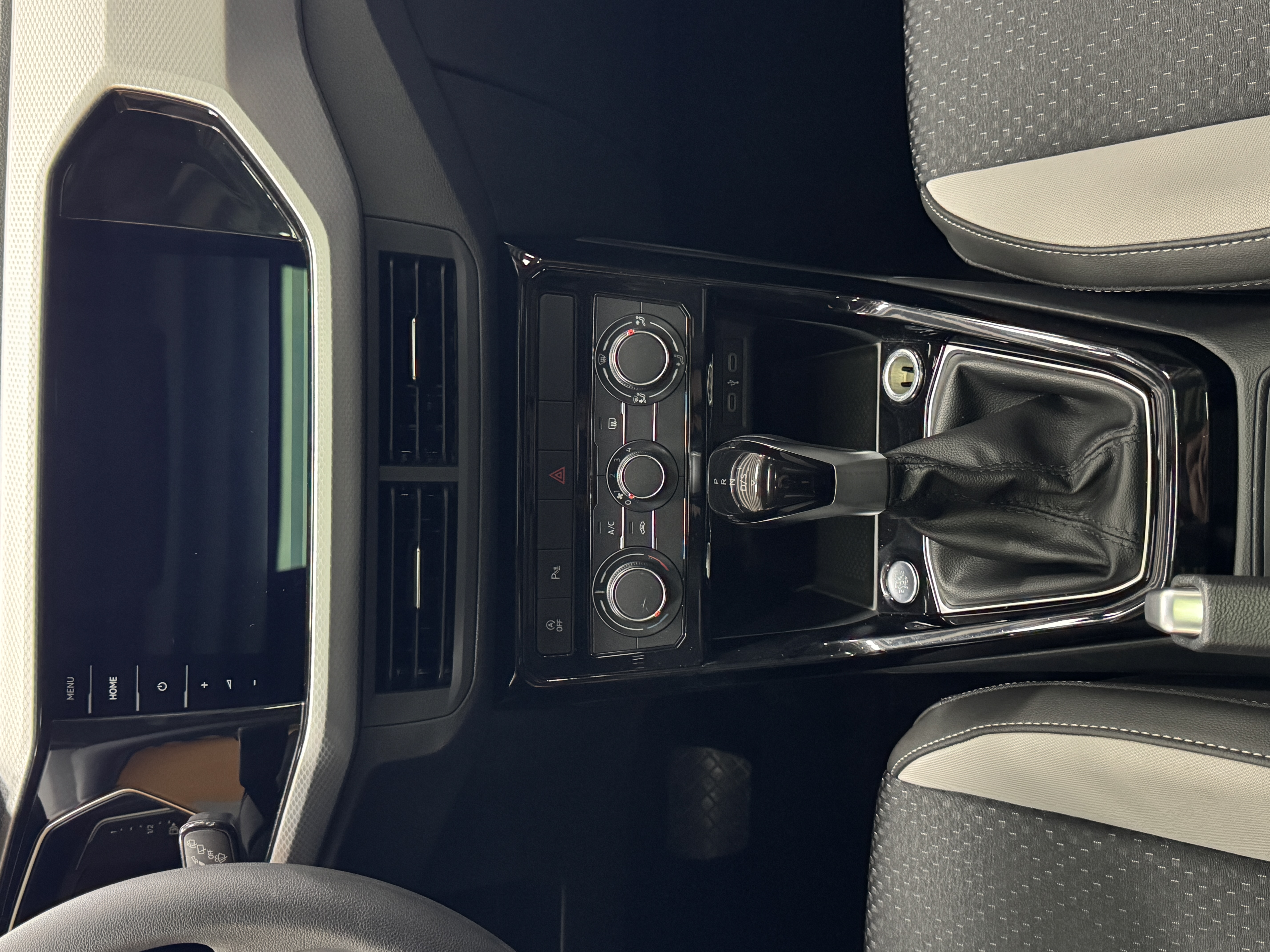 Tacqua 2021 car image #10