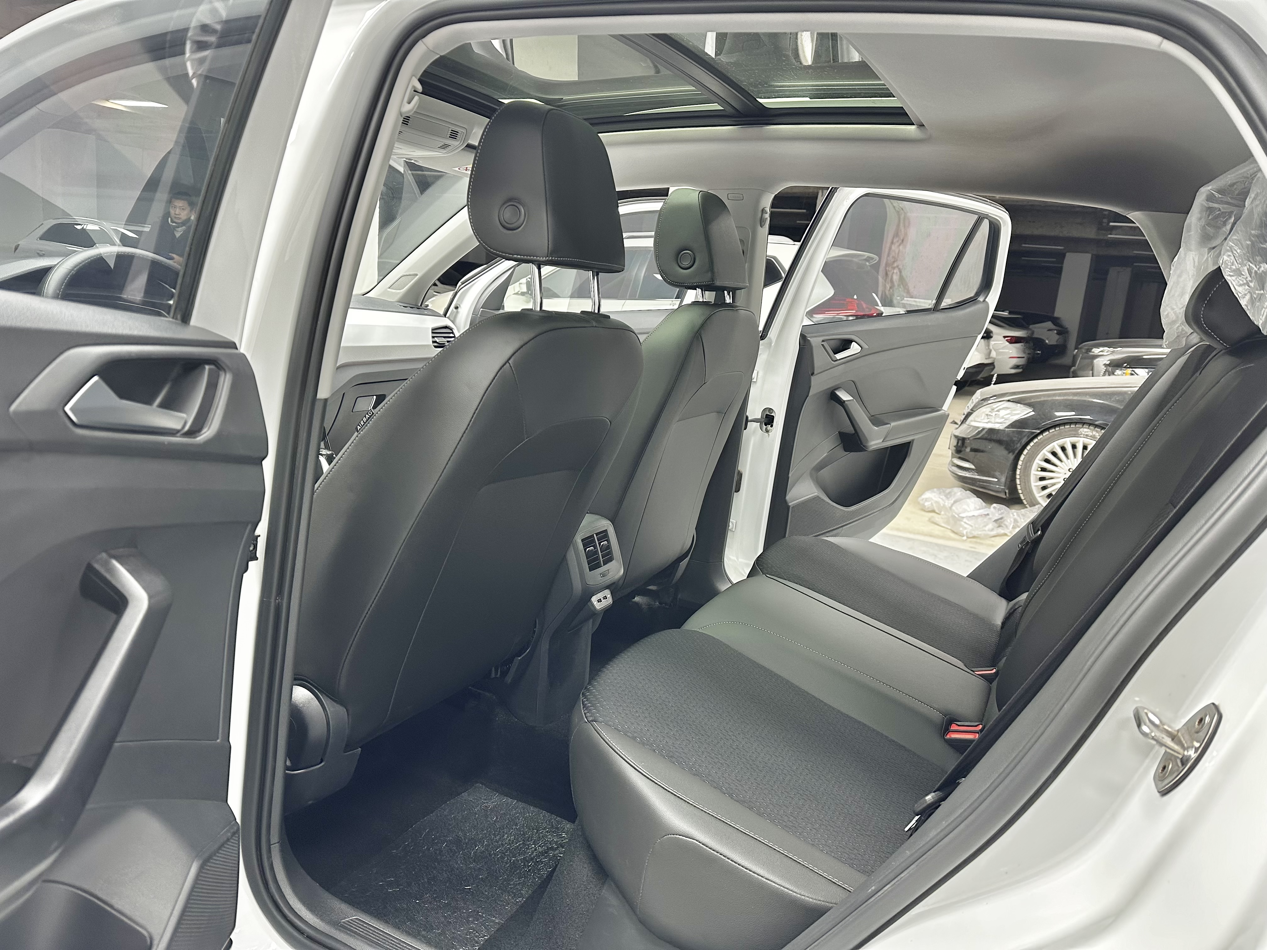 Tacqua 2021 car image #10