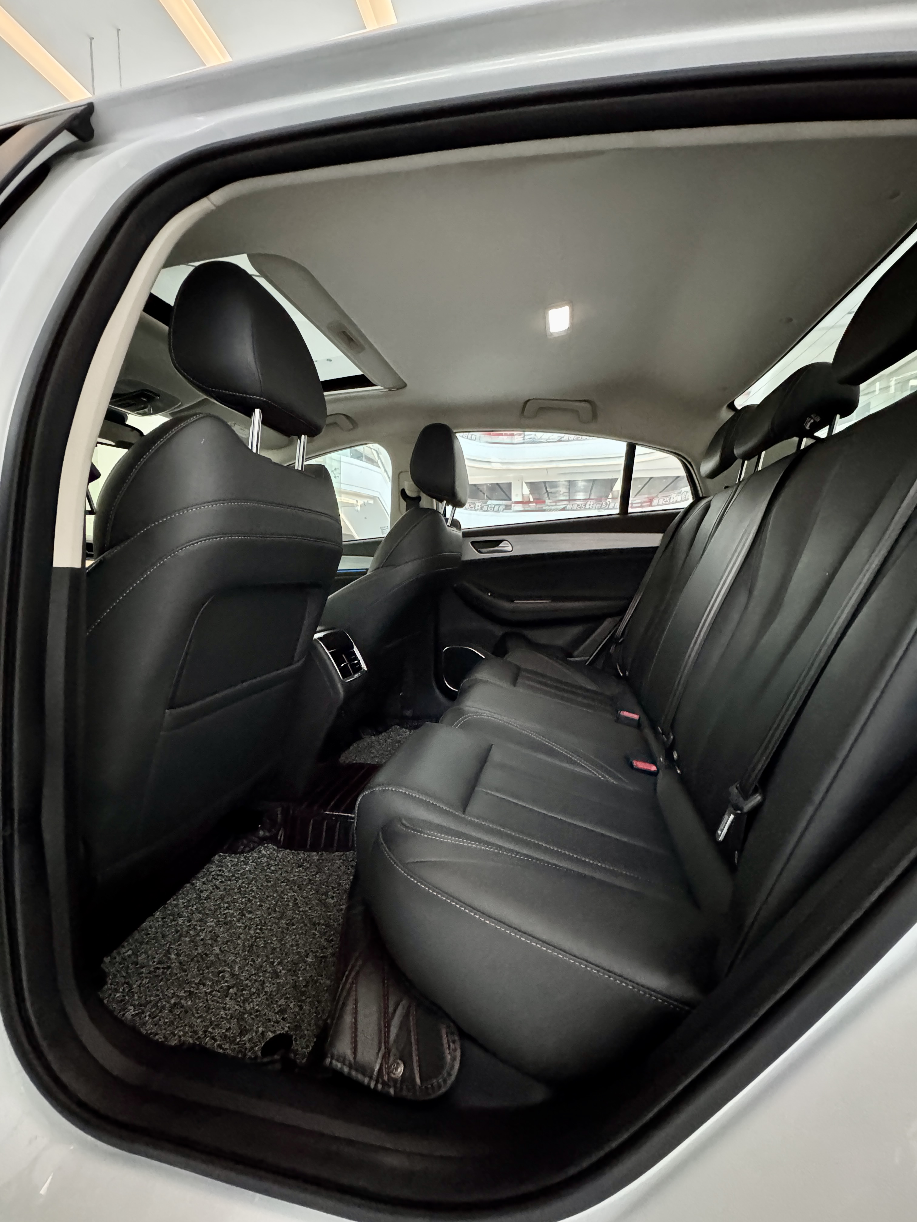 Chery Arrizo 5 Plus 2022 immagine di auto #10