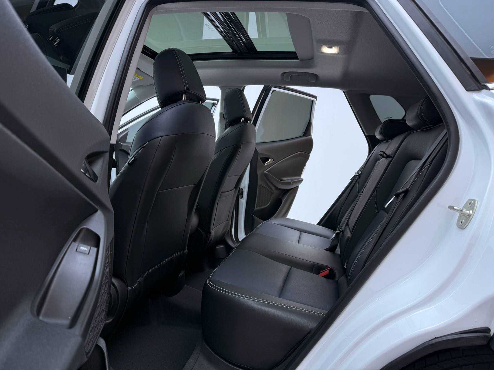 Chevrolet Tracker 2021 #10 Chevrolet Tracker 2021 car image #10