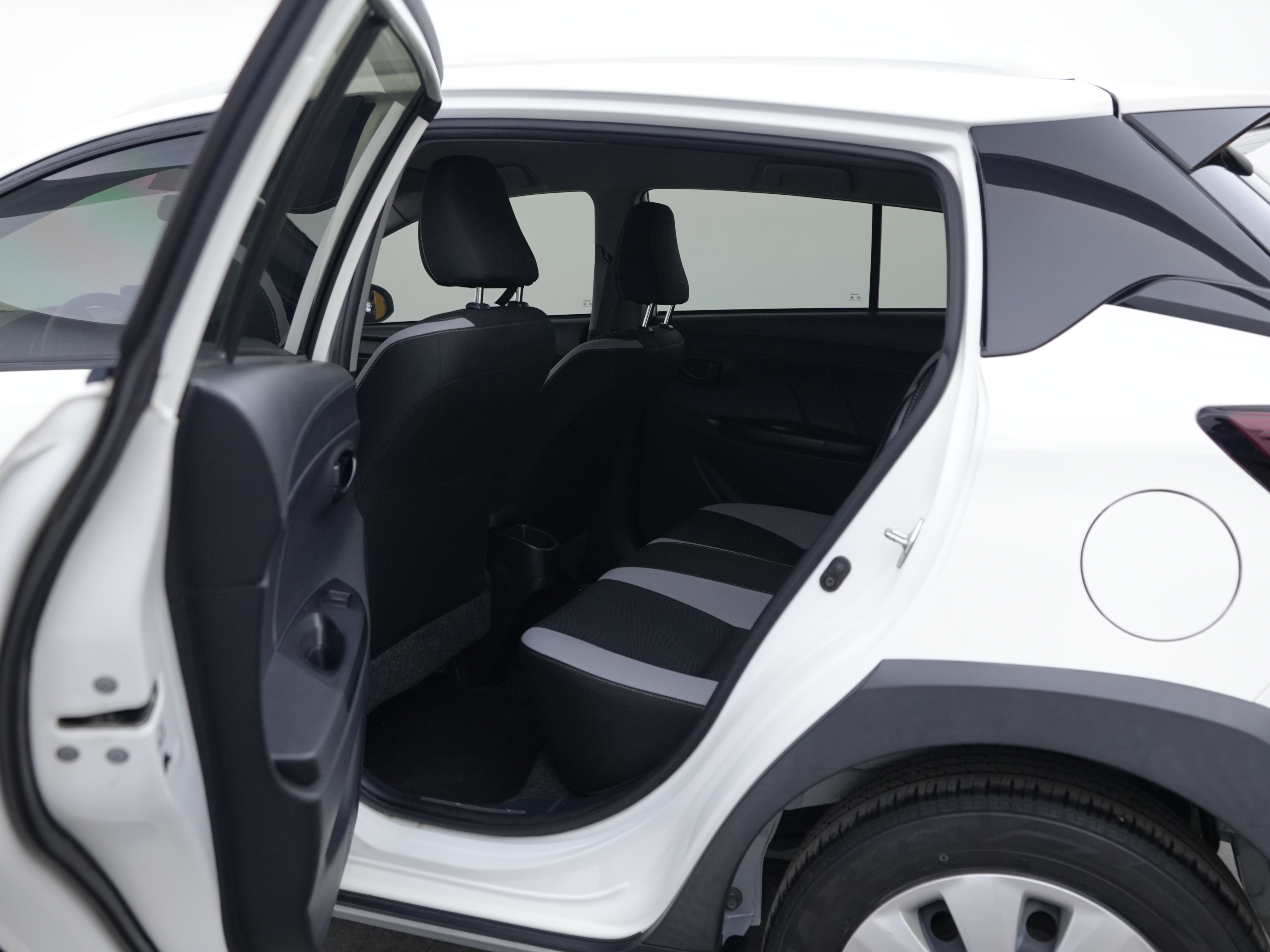 Yaris L Zhixuan 2021 car image #10