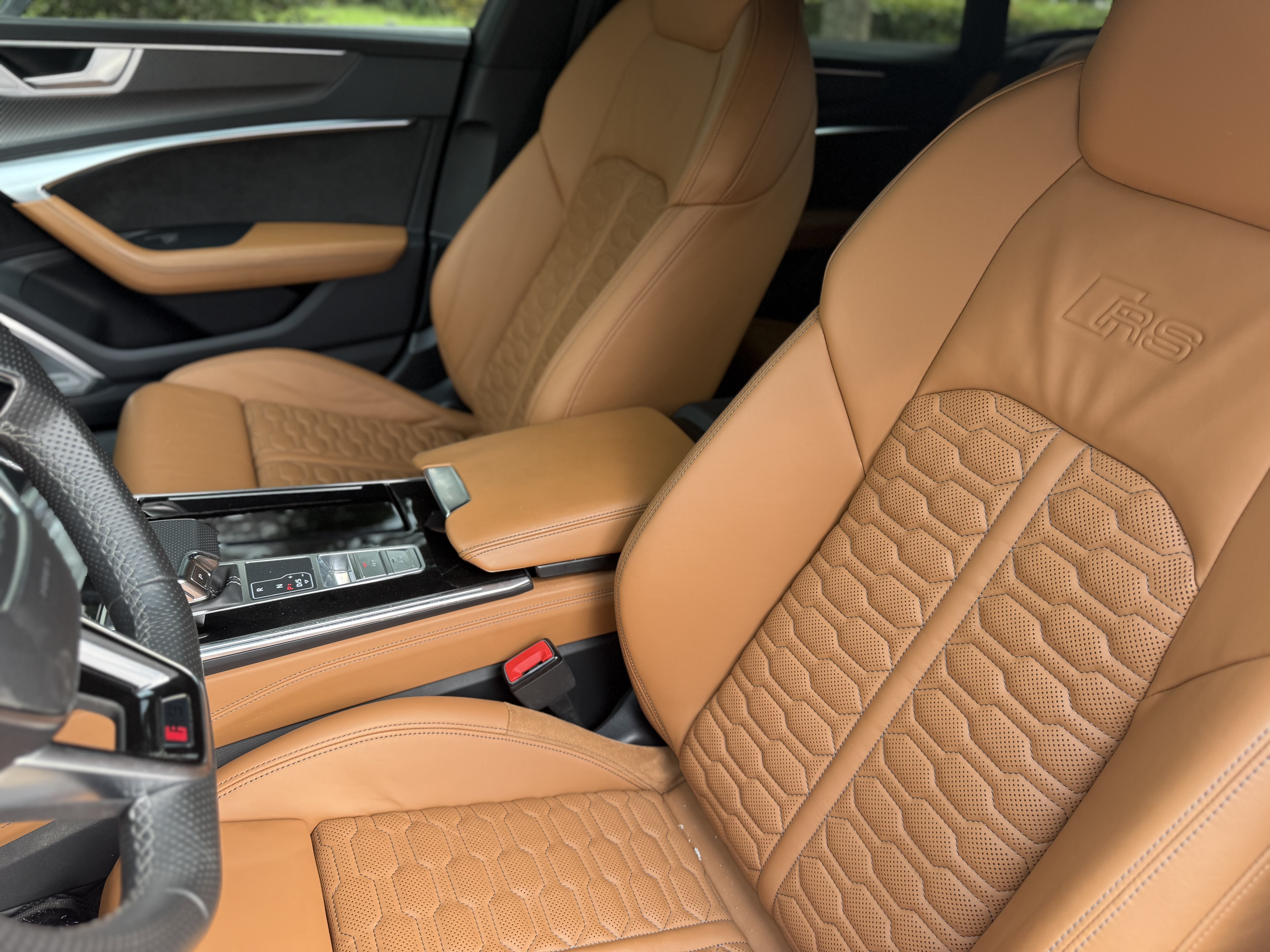 Audi RS 7 2021 car image #10