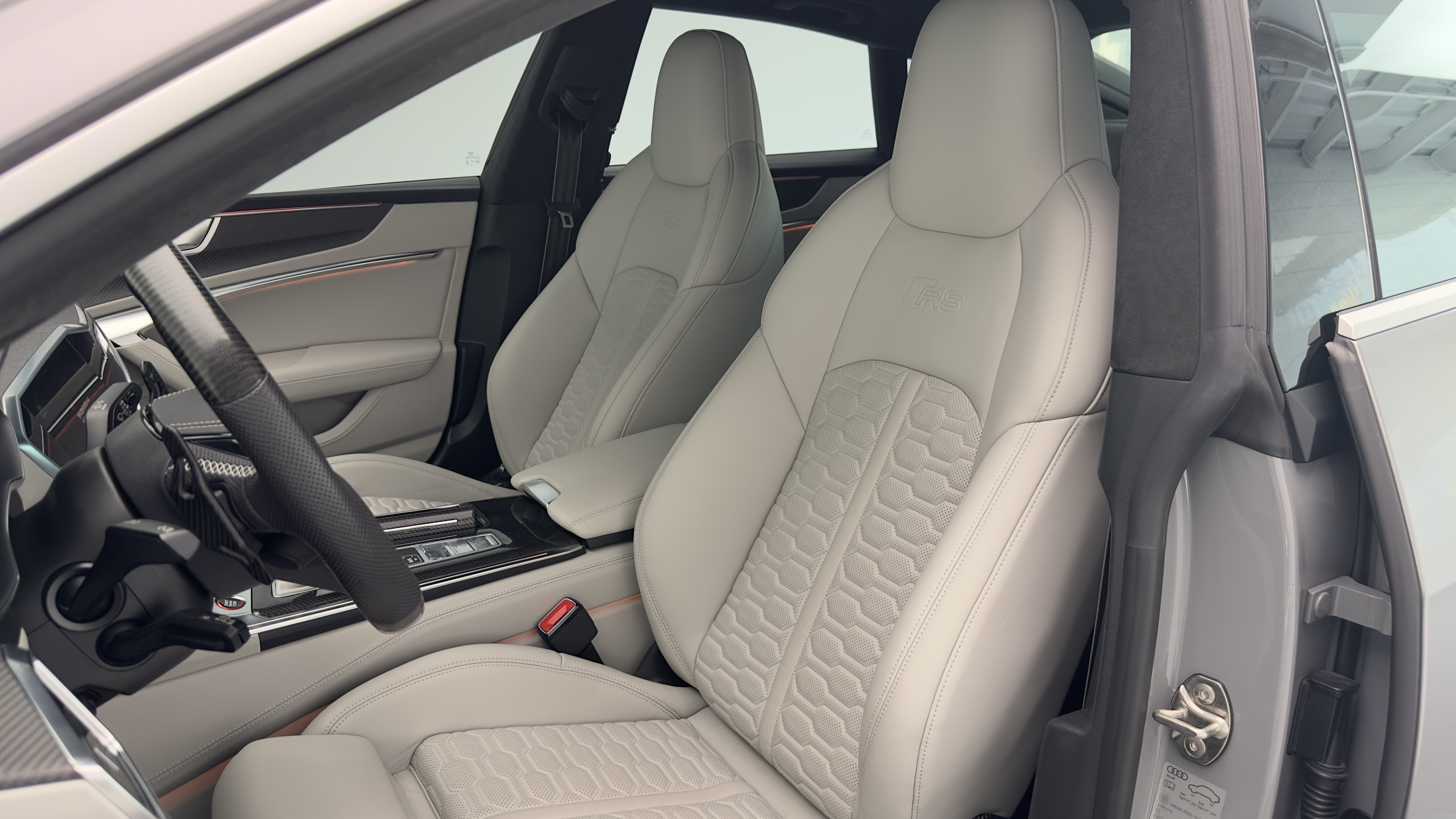 Audi RS 7 2021 car image #10