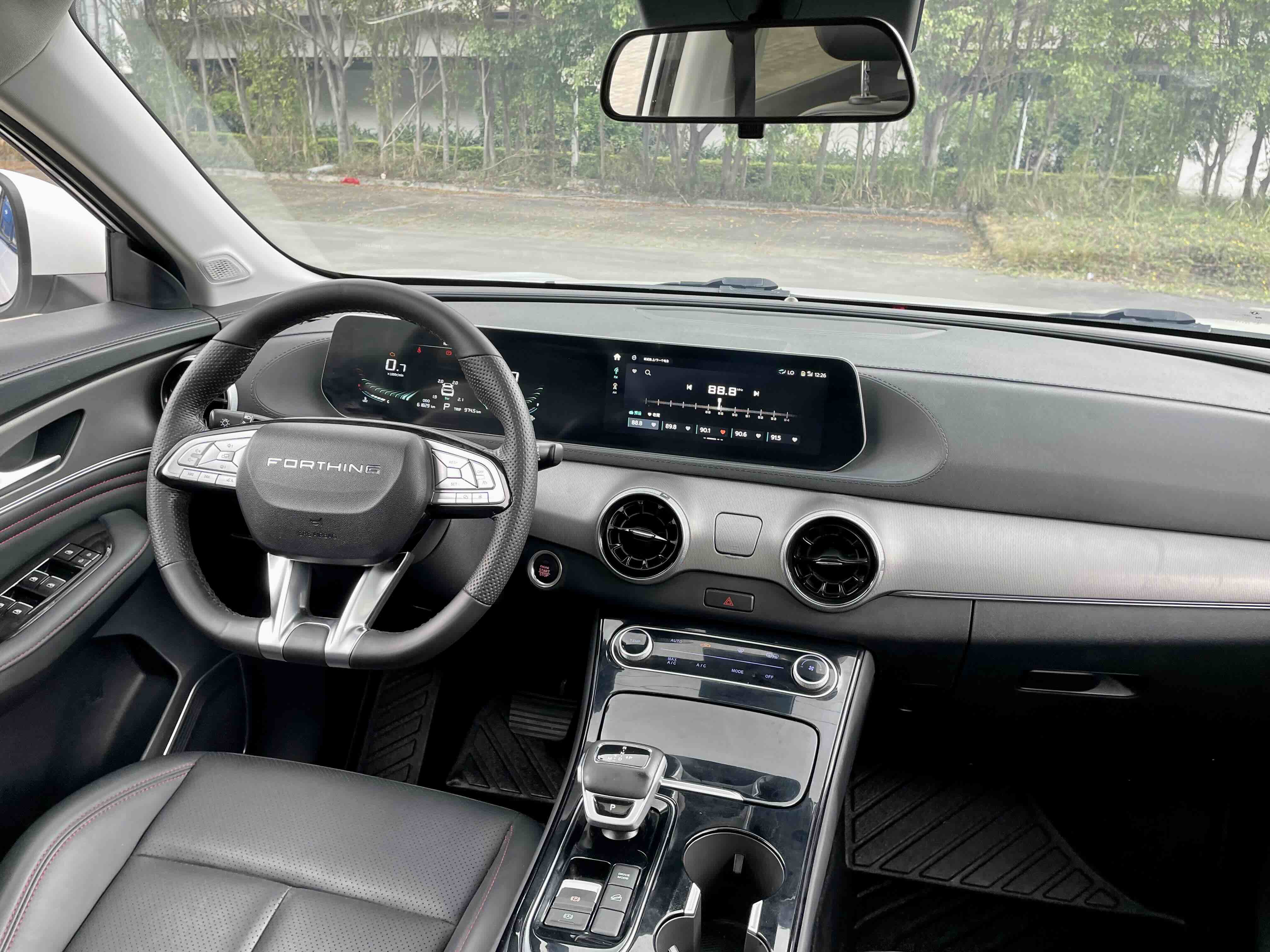 Forthing T5 EVO 2021 #10 Forthing T5 EVO 2021 immagine di auto #10