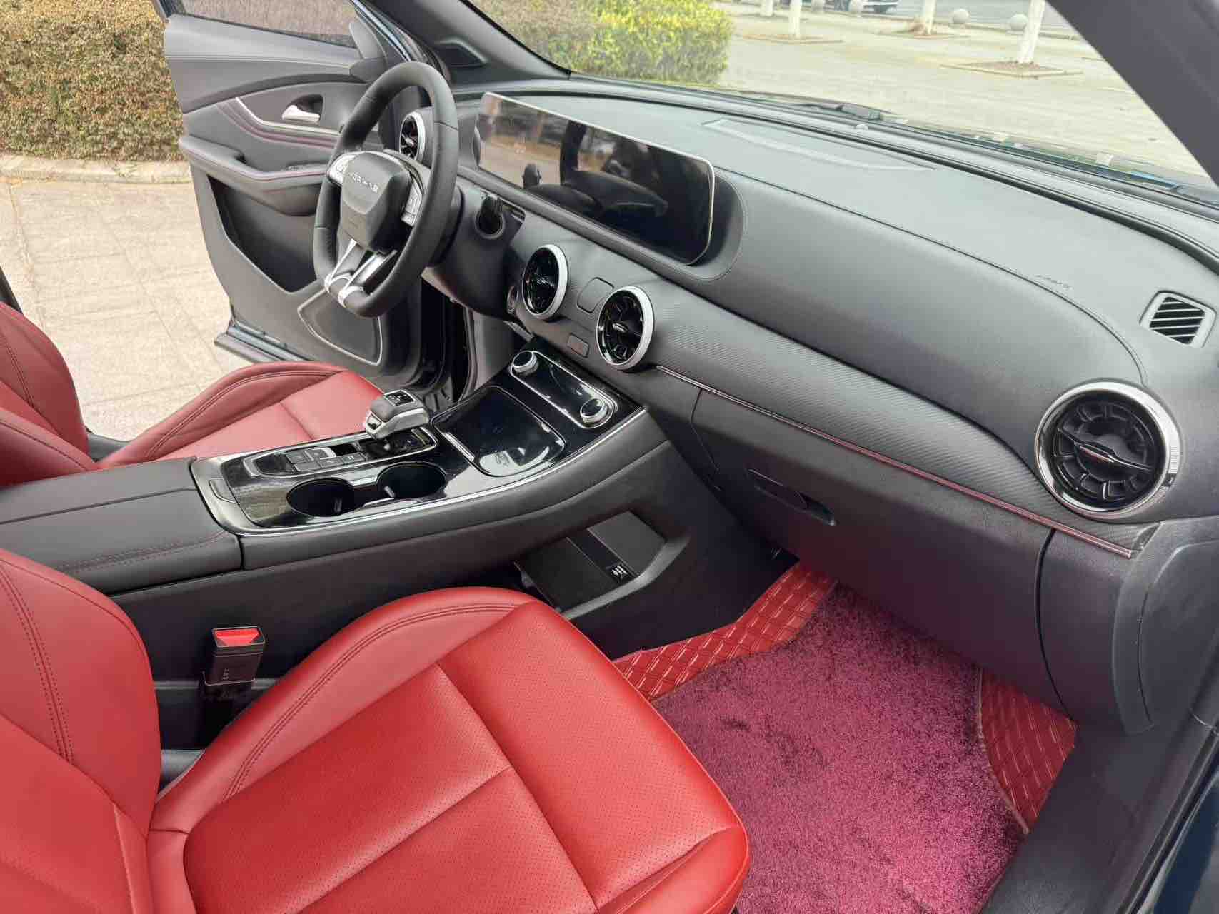 Forthing T5 EVO 2022 #10 Forthing T5 EVO 2022 car image #10