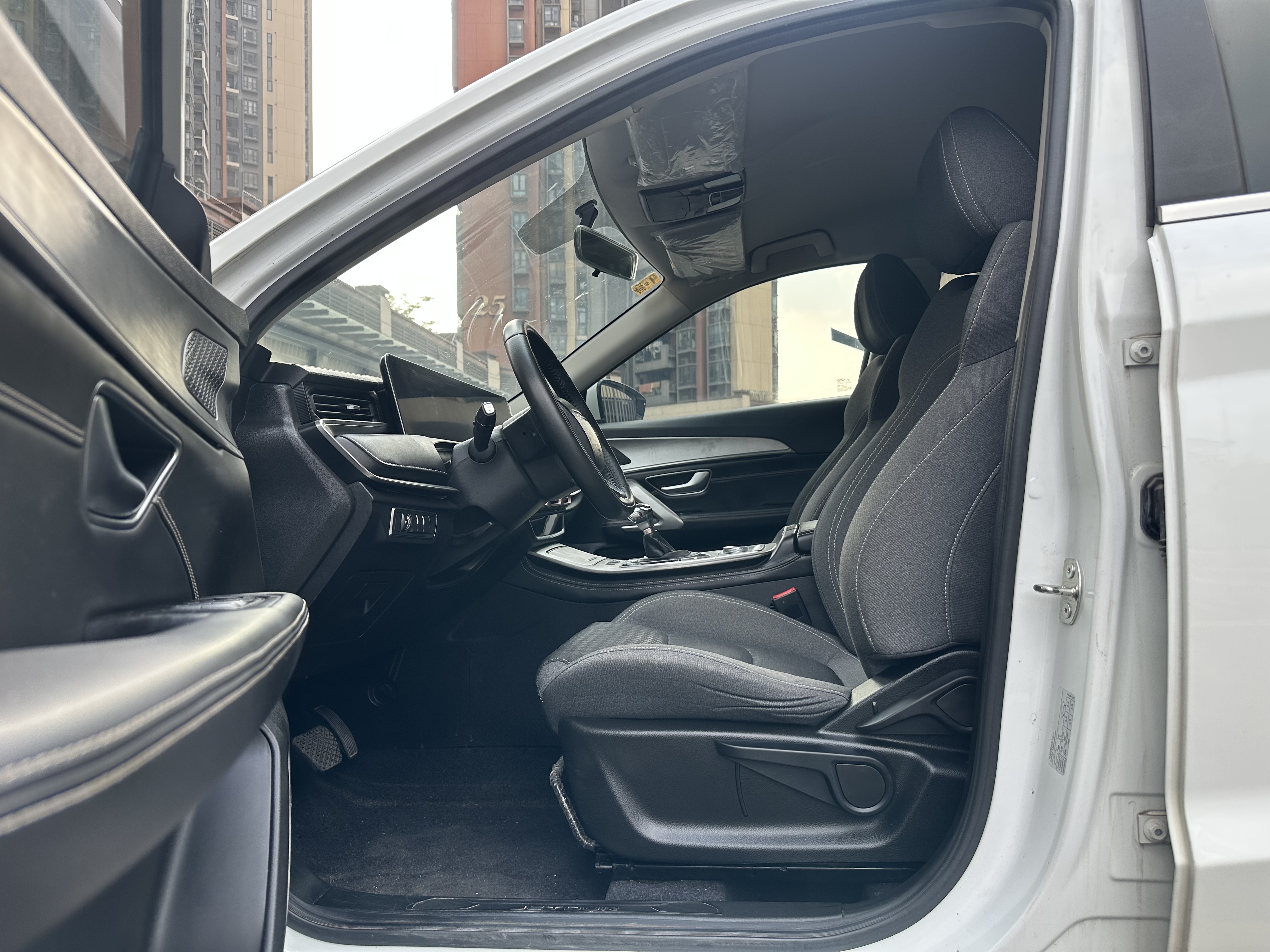 X70 2021 #10 X70 2021 car image #10