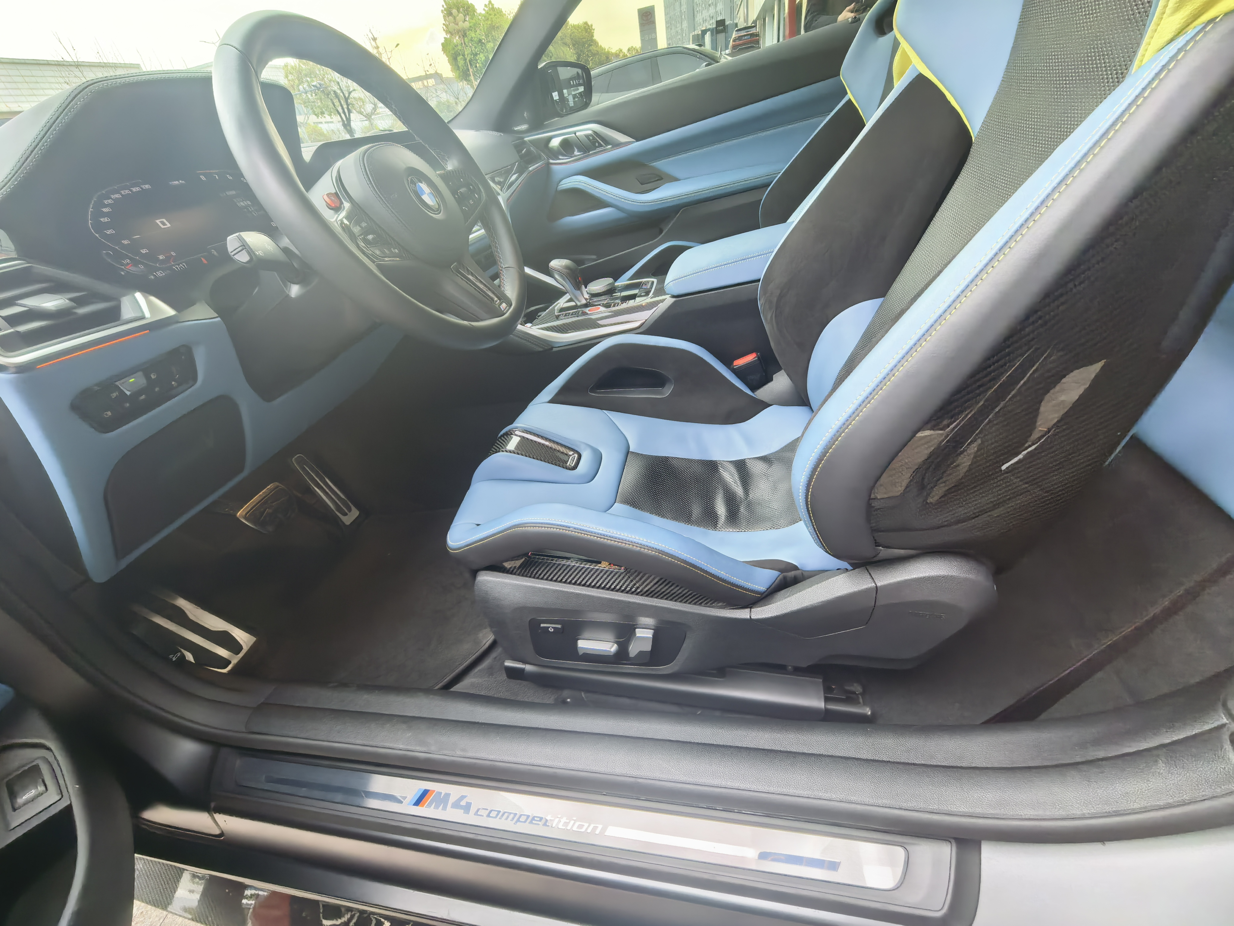 BMW M4 2022 image de voiture #10