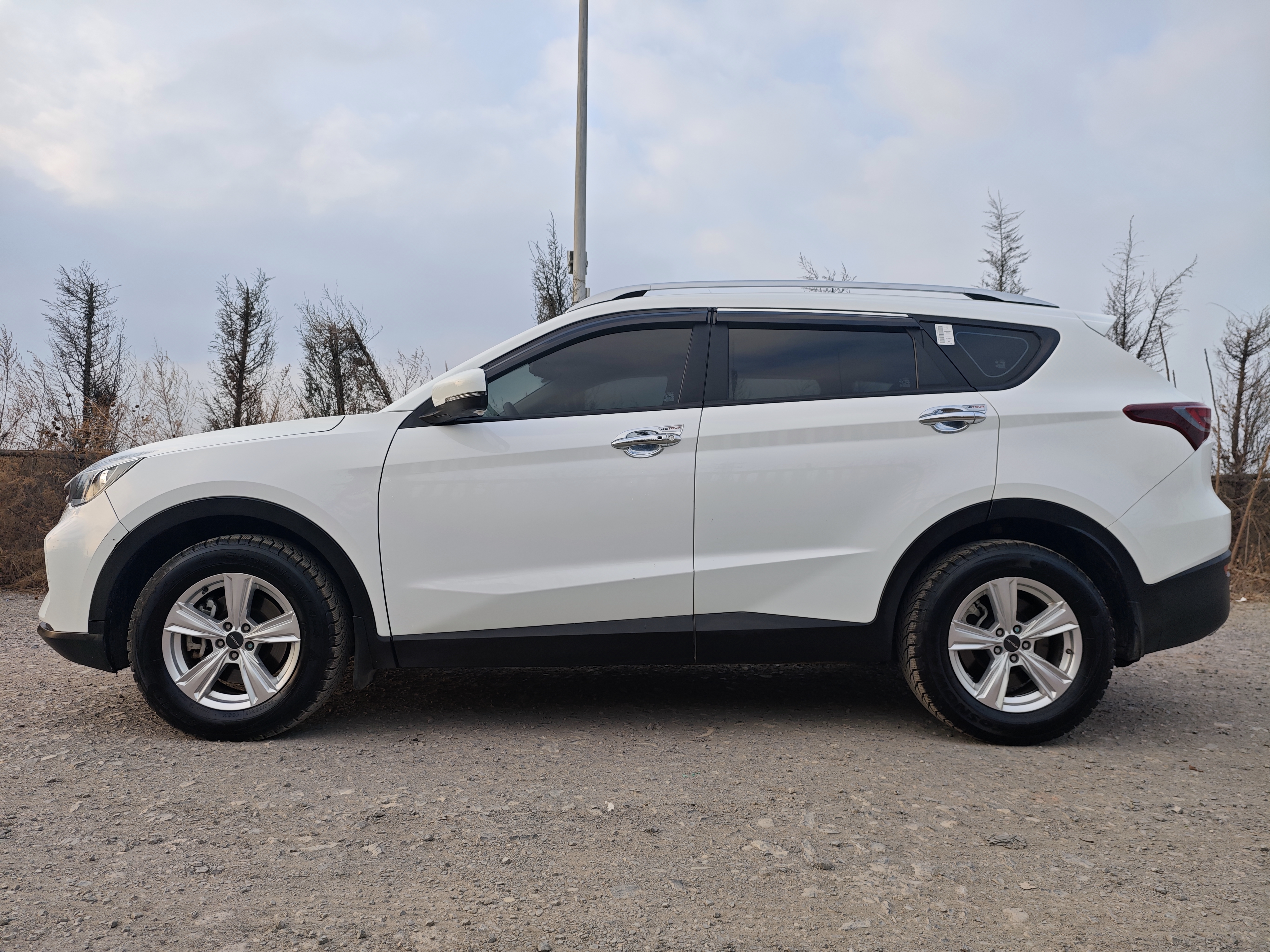 X70M 2021 car image #10