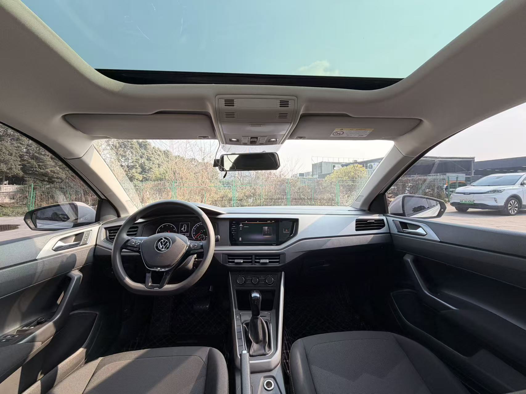 Polo 2021 immagine di auto #10