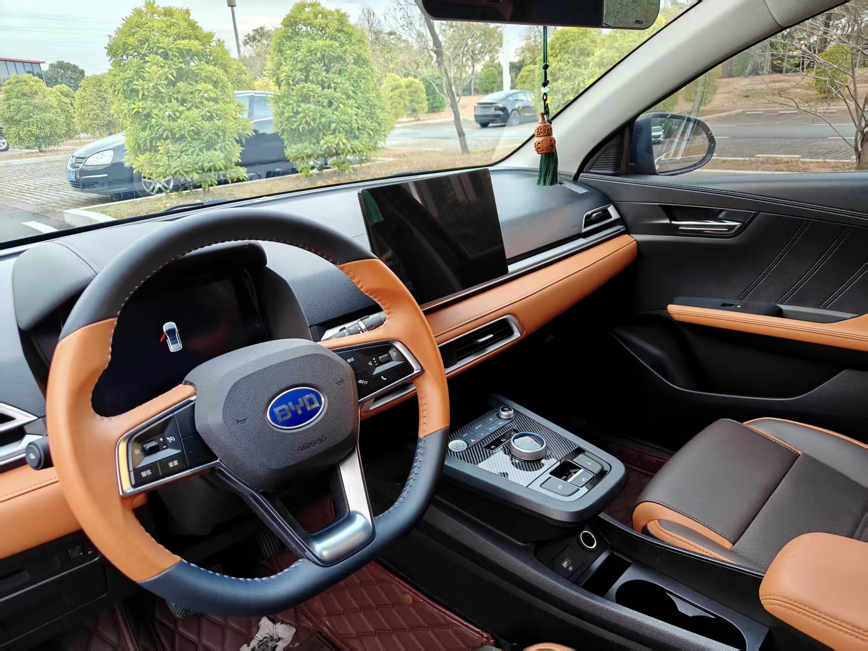 BYD e2 2021 изображение автомобиля #10