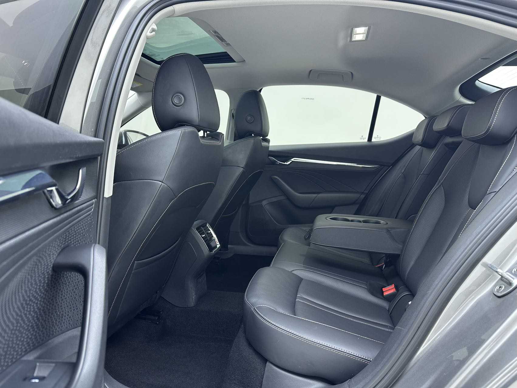 Skoda Octavia 2021 #10 Skoda Octavia 2021 car image #10