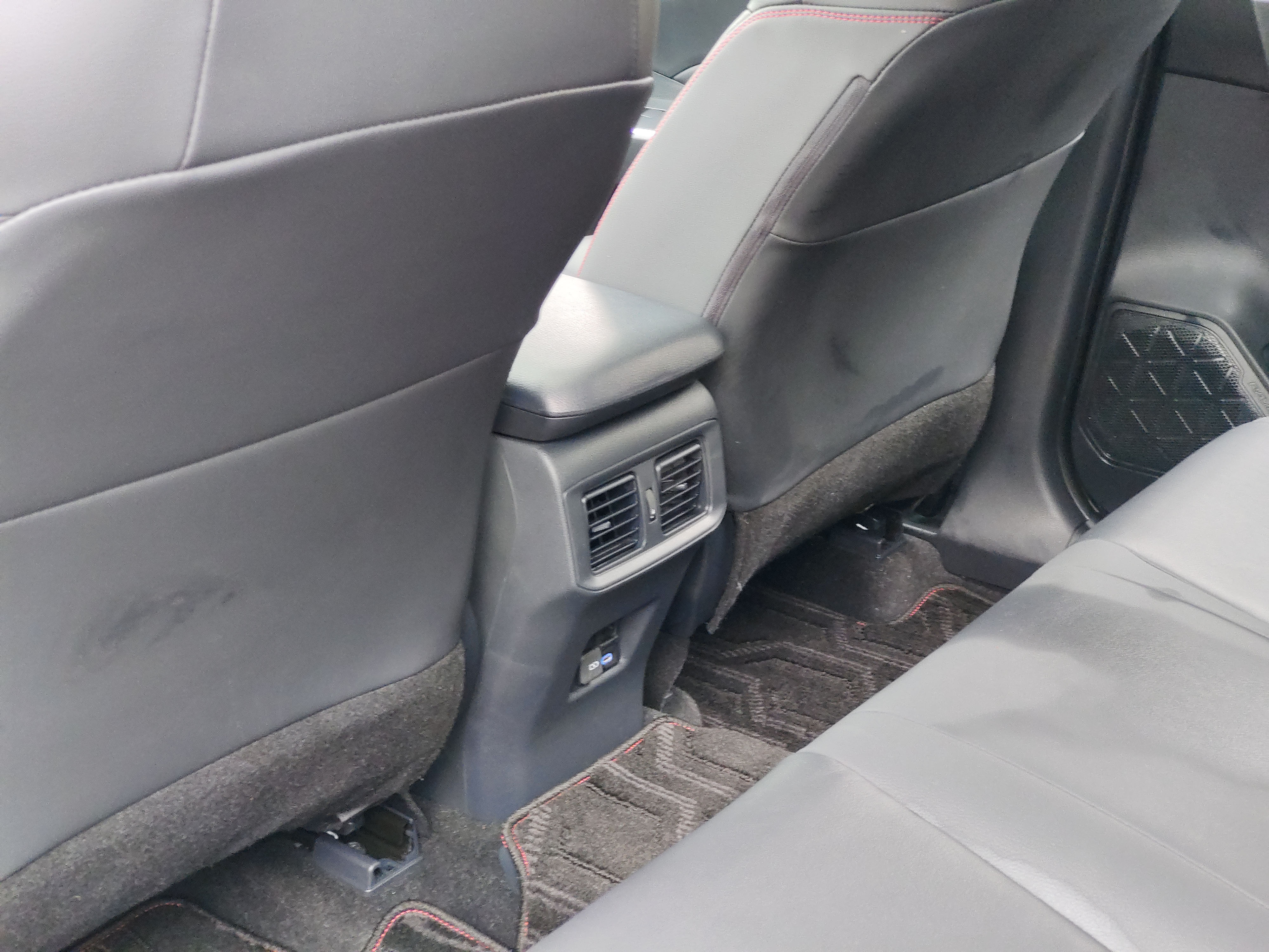 Toyota RAV4 Hybird E+ 2021 #10 Toyota RAV4 Hybird E+ 2021 immagine di auto #10