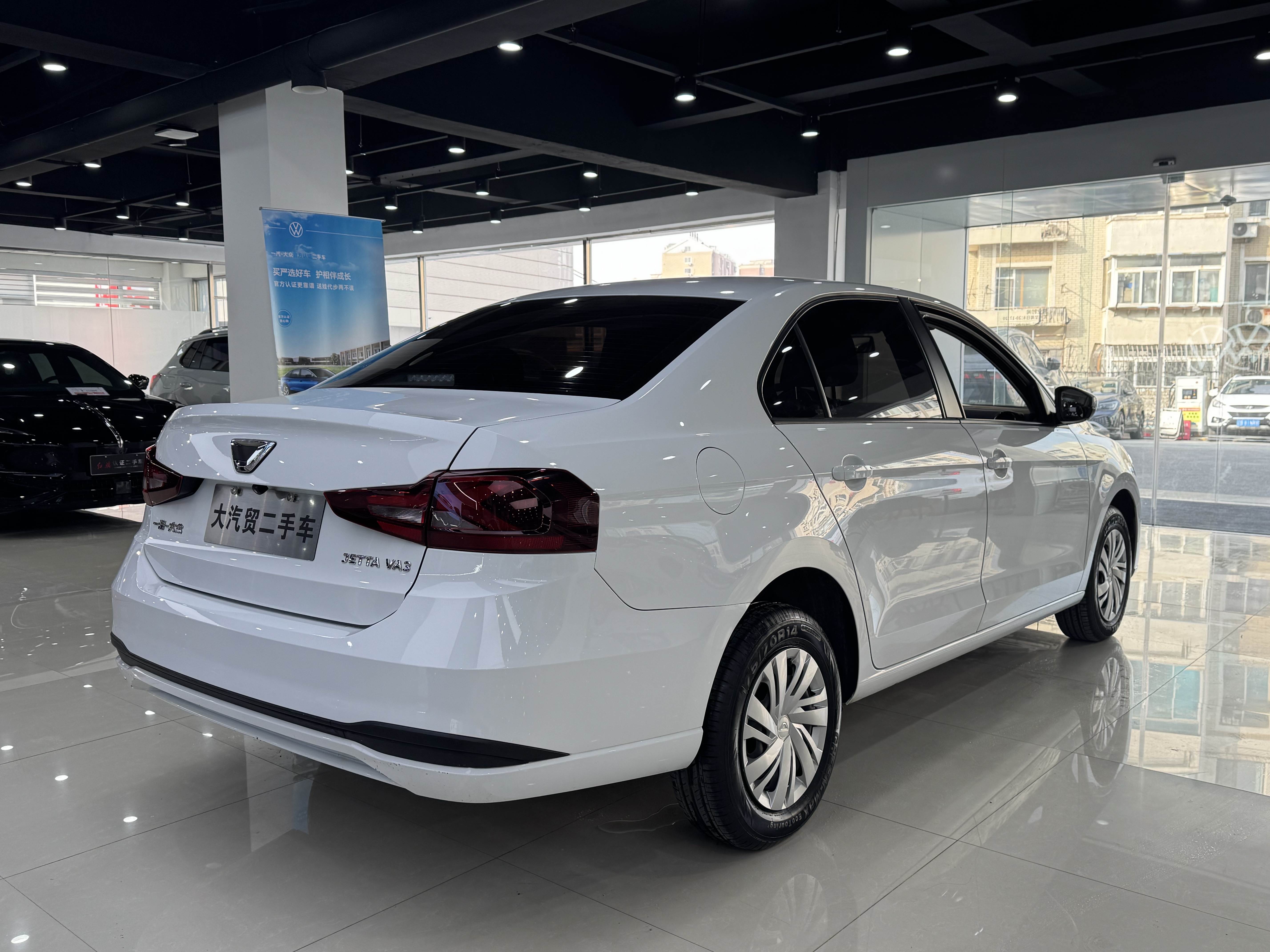 Jetta VA3 2023 car image #10