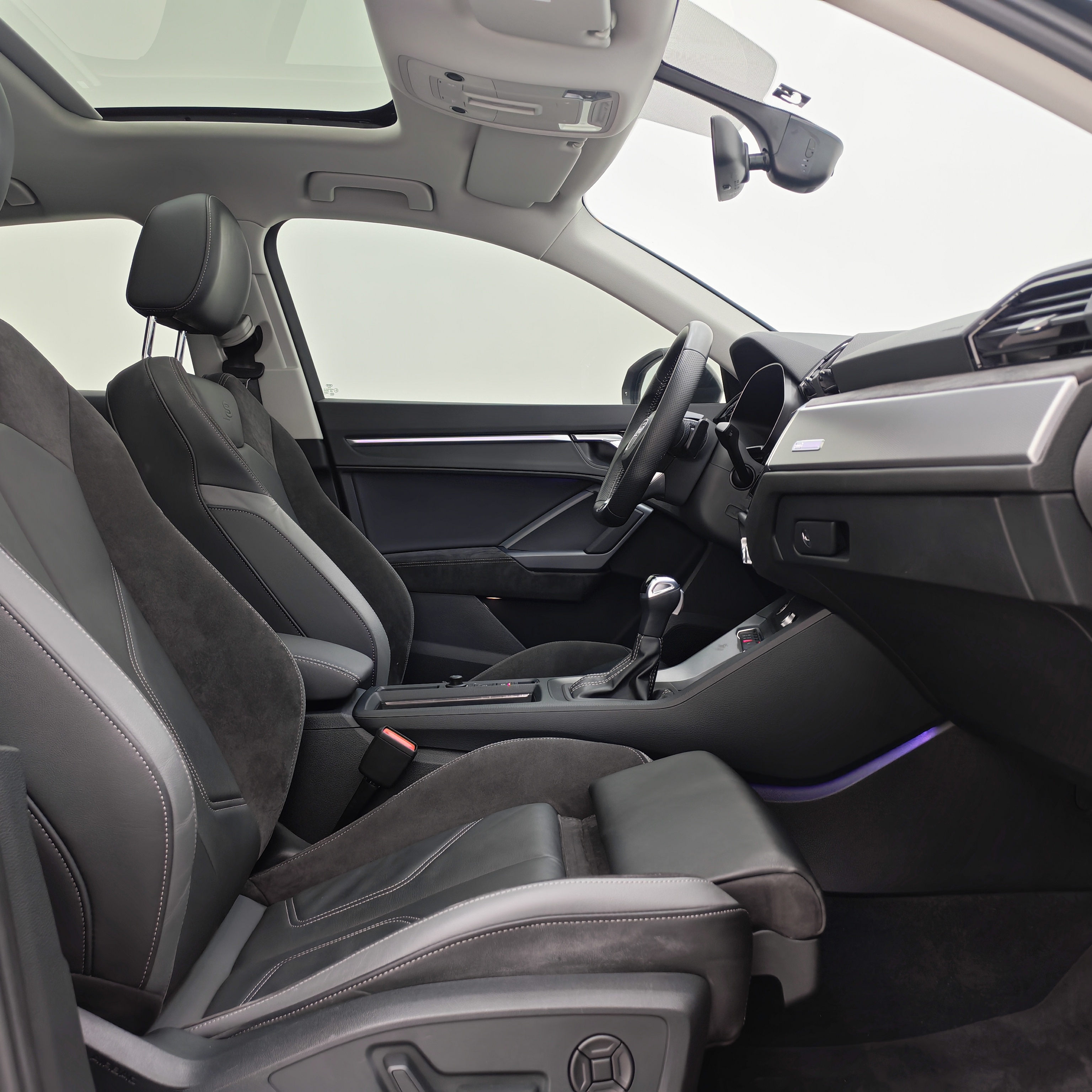 Audi Q3 Sportback 2021 #10 Audi Q3 Sportback 2021 car image #10