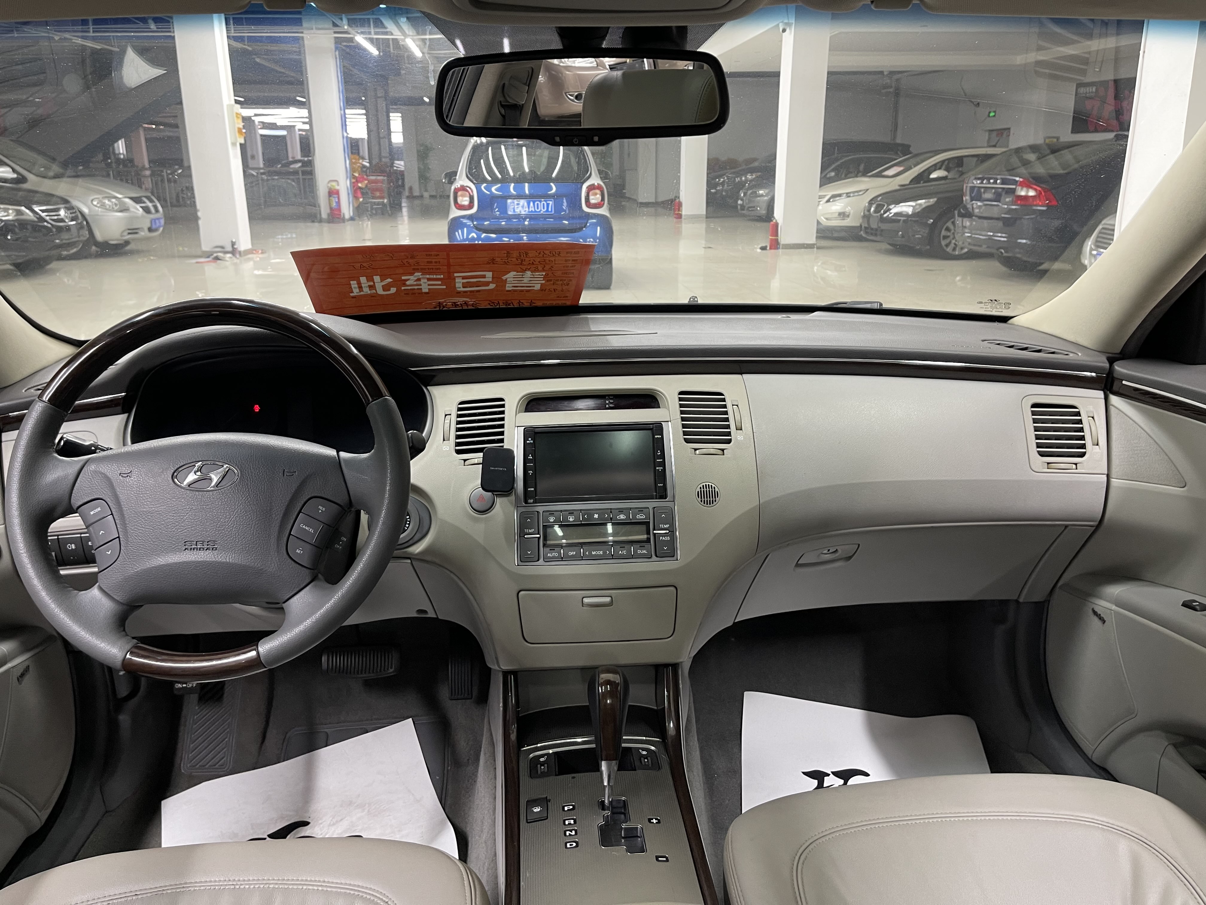 Hyundai Azera 2009 car image #10