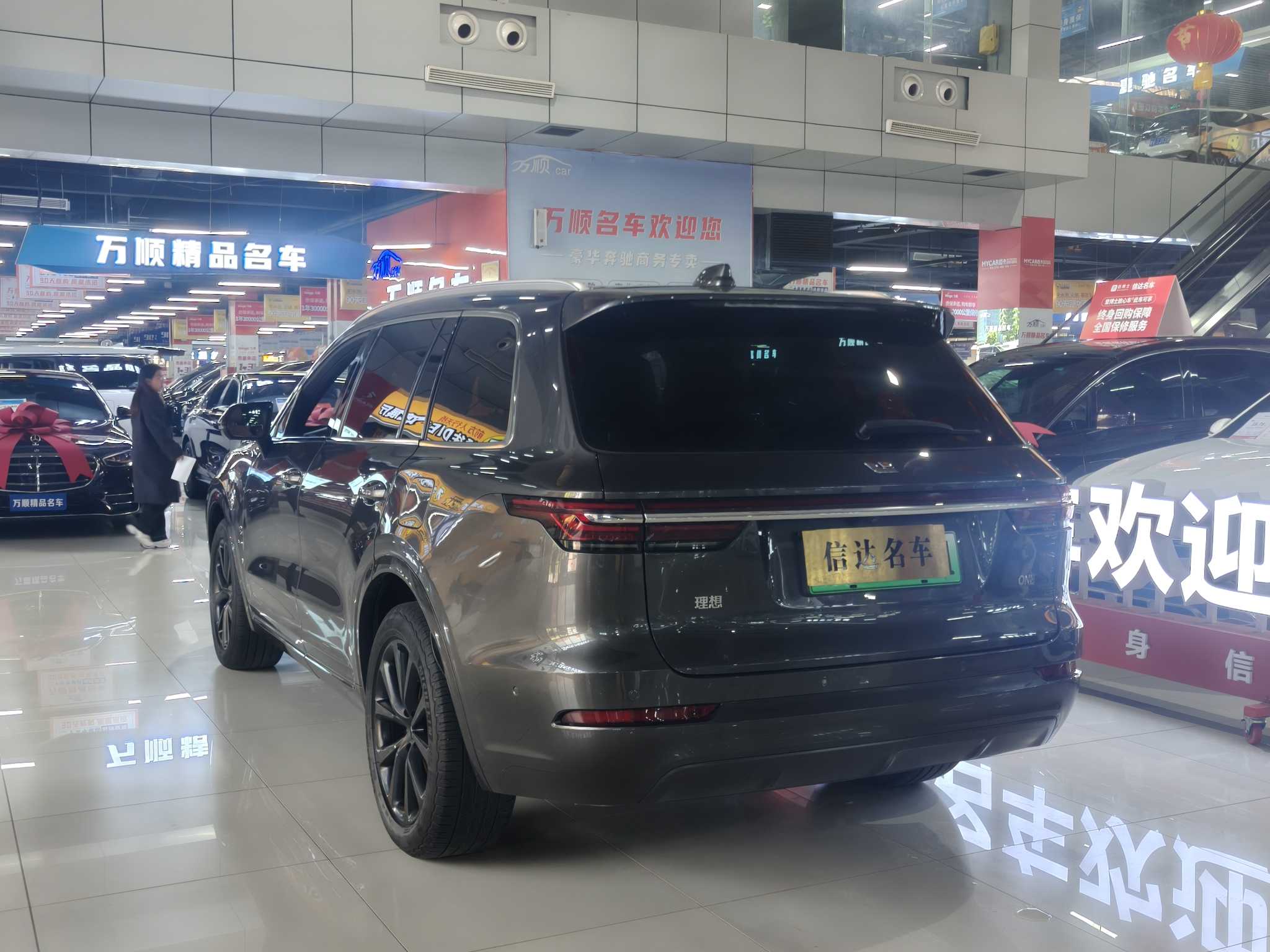 理想汽车 理想ONE 2021 汽车图片 #10