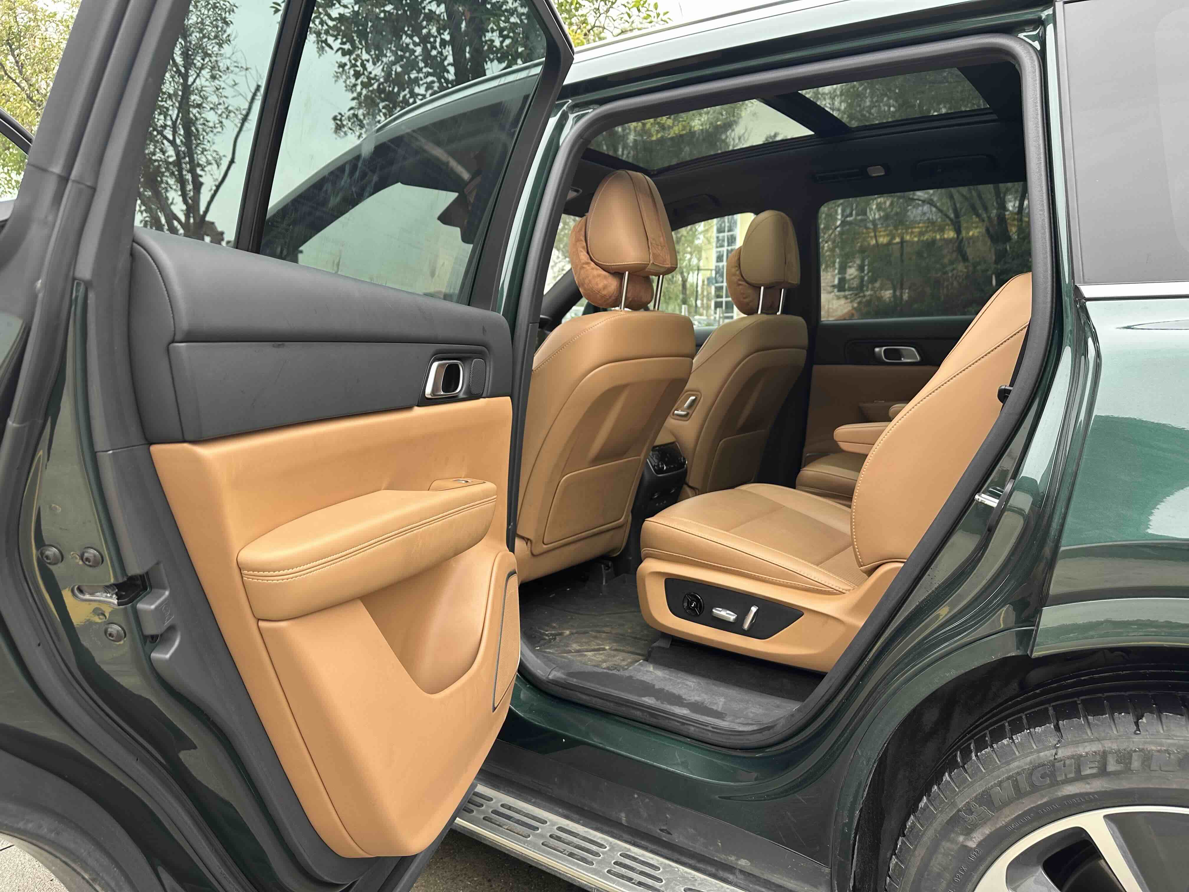 理想汽车 理想ONE 2022 汽车图片 #10