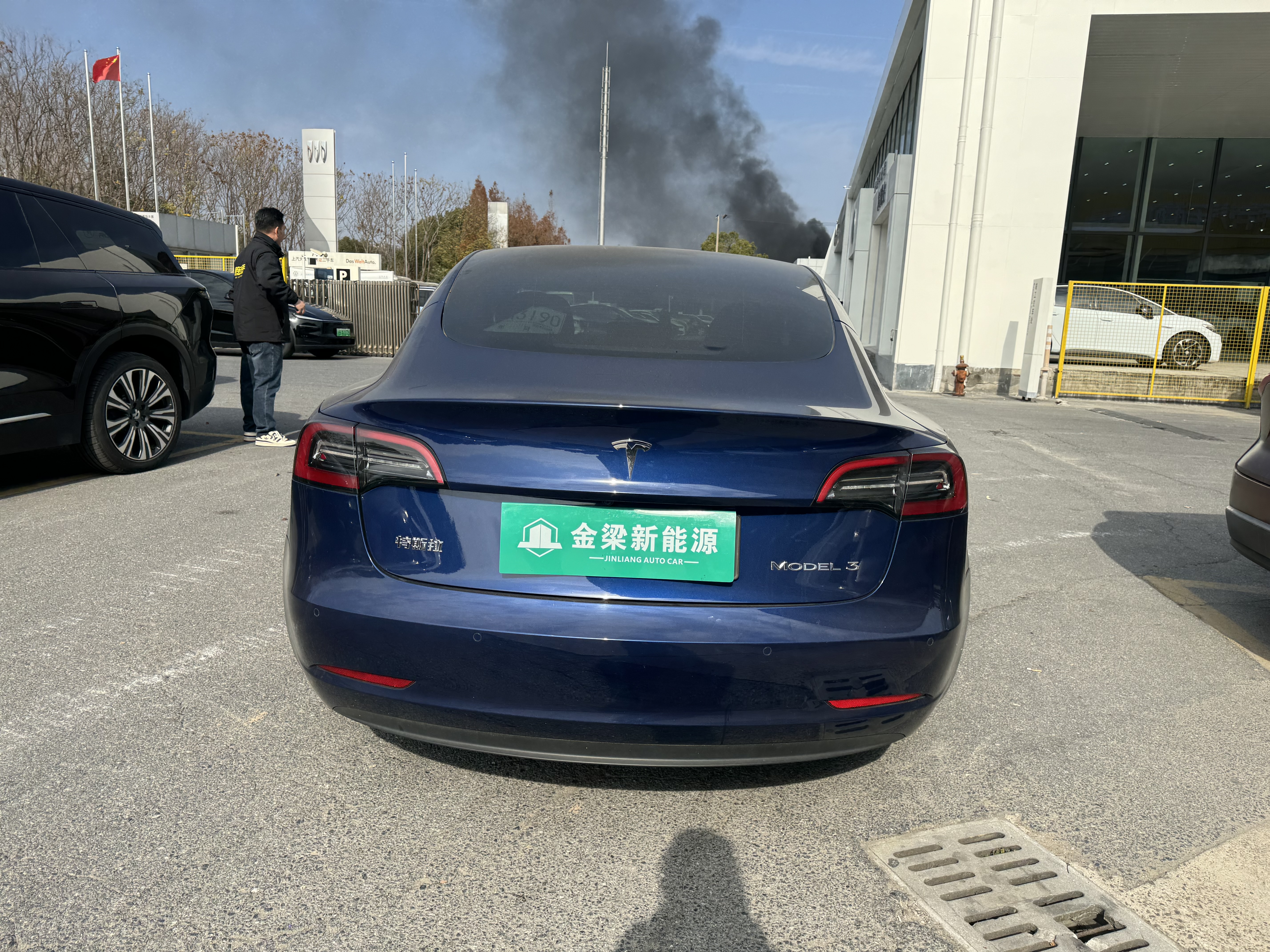 Tesla Model 3 2021 car image #10