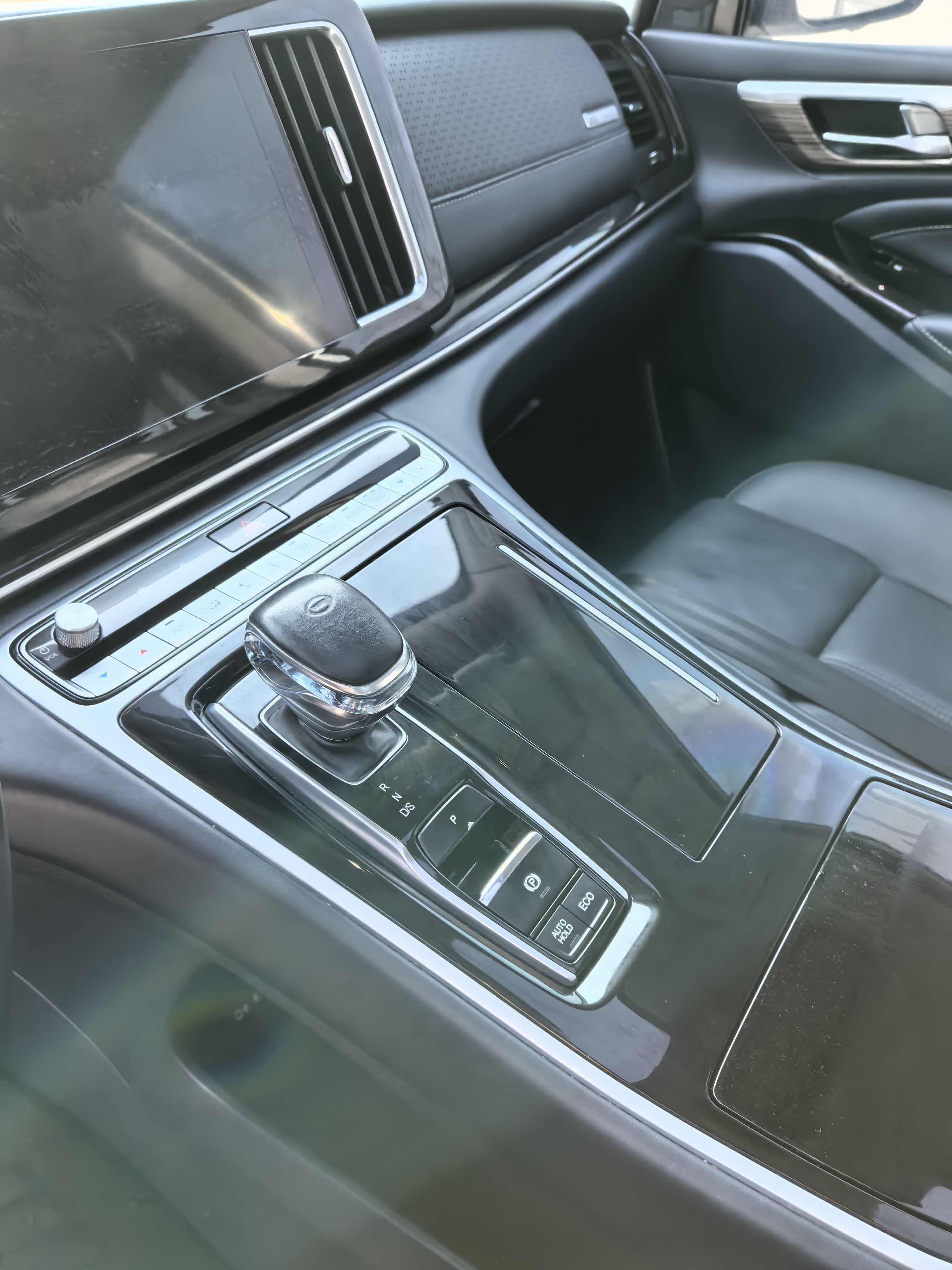 GAC Trumpchi M8 2022 #10 GAC Trumpchi M8 2022 car image #10