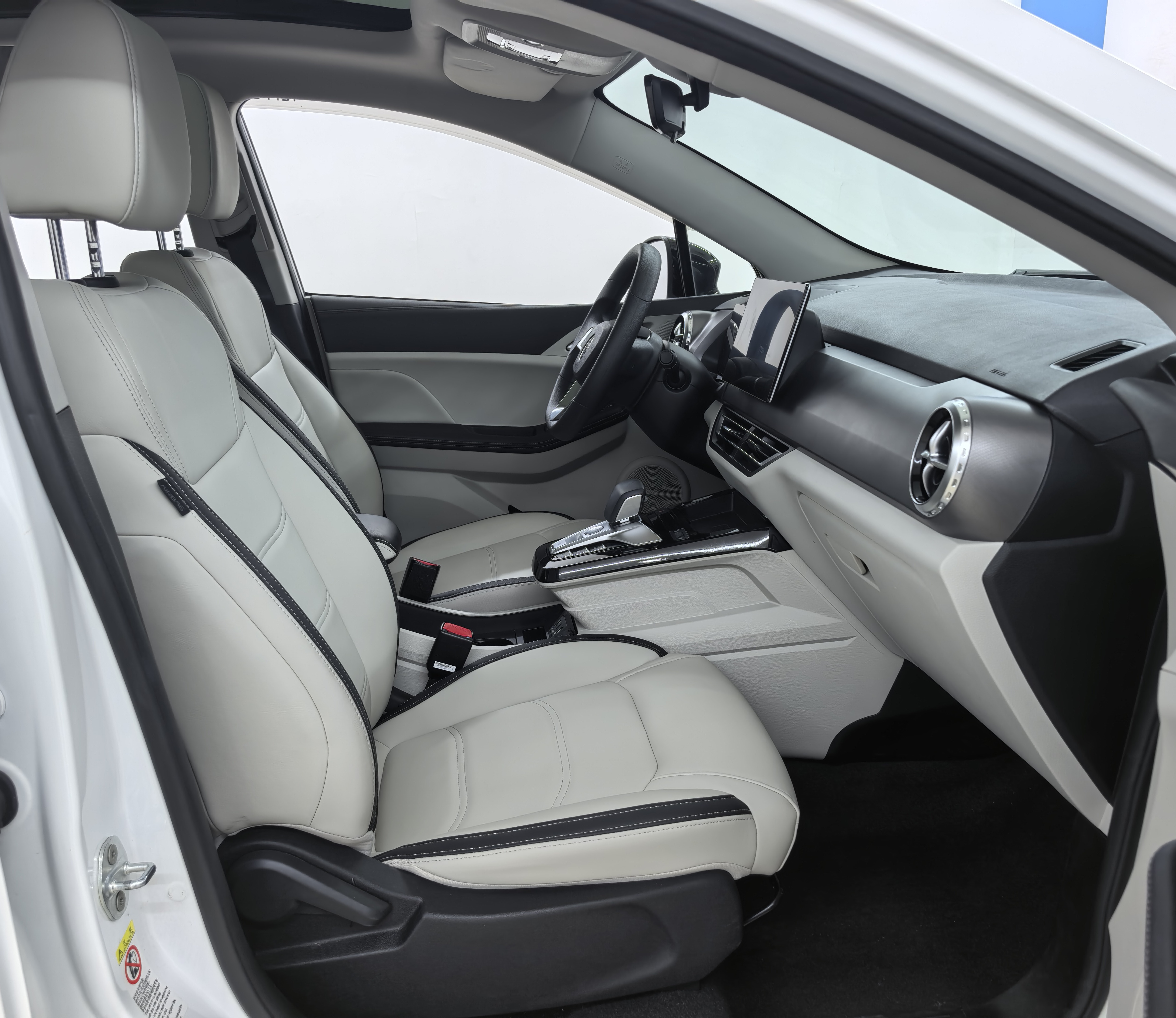 BYD Yuan Pro 2021 car image #10