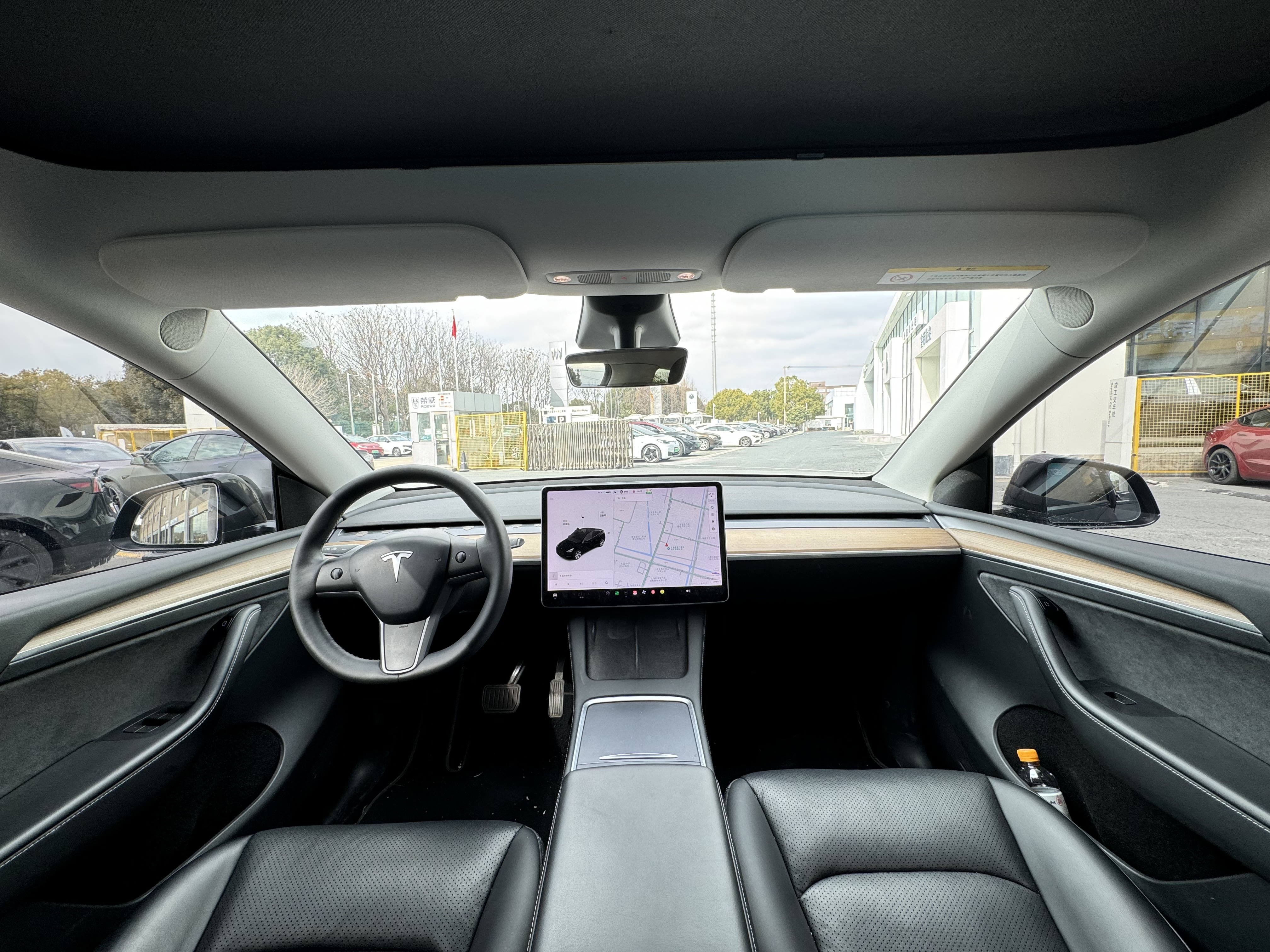 Tesla Model Y 2021 #10 Tesla Model Y 2021 car image #10