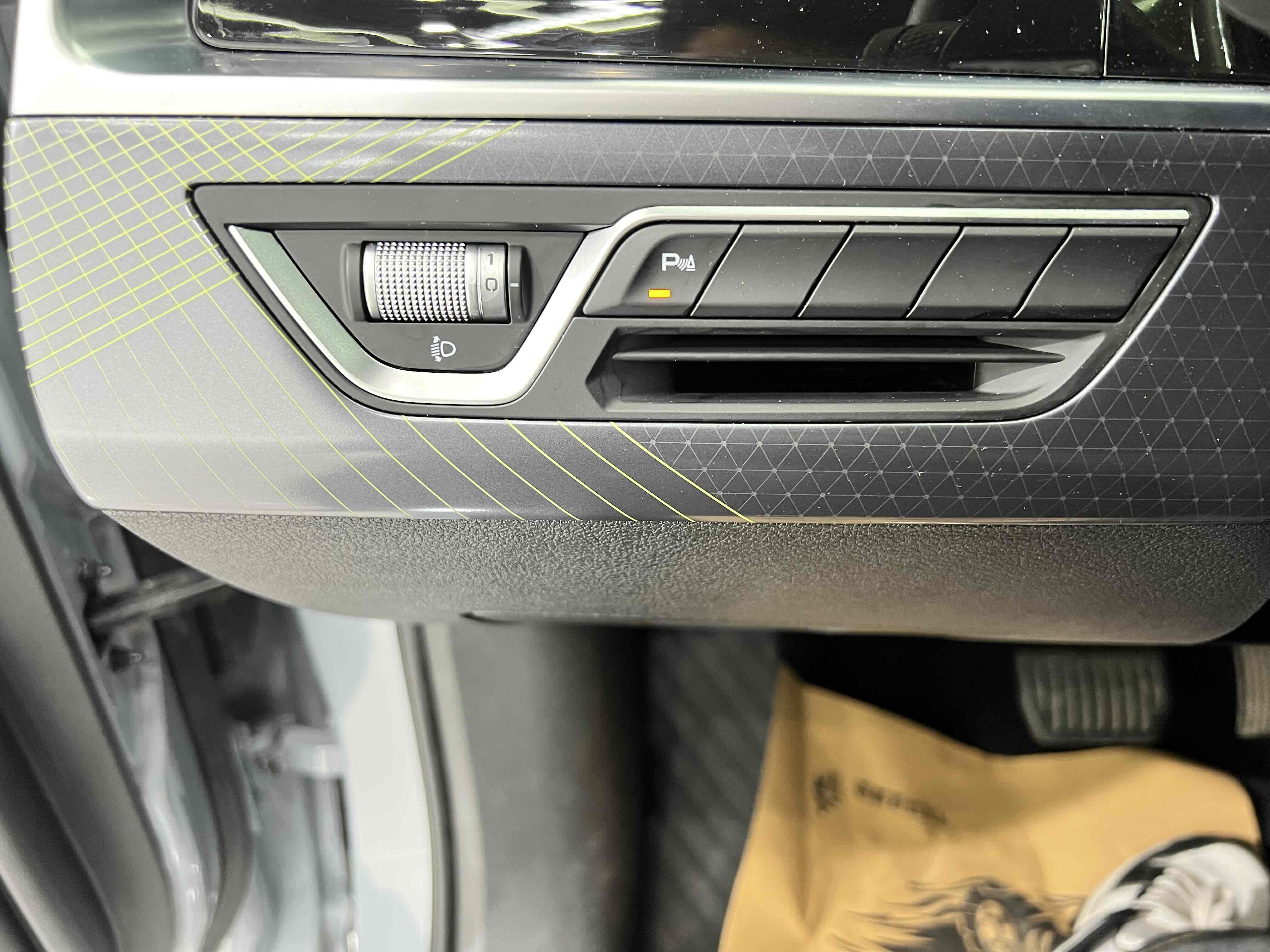 GEELY Tugella S 2021 car image #10