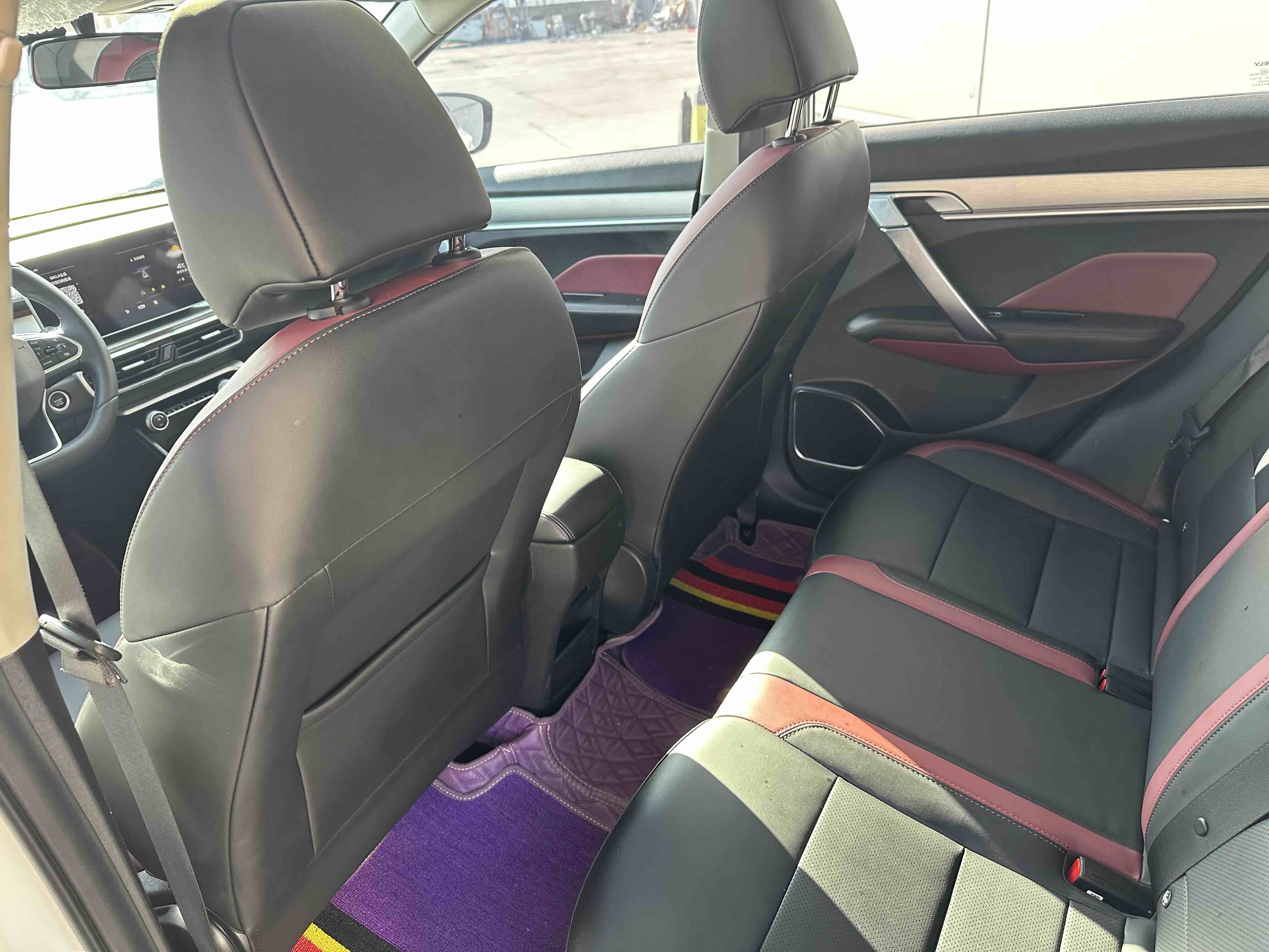 GEELY Coolray 2022 car image #10