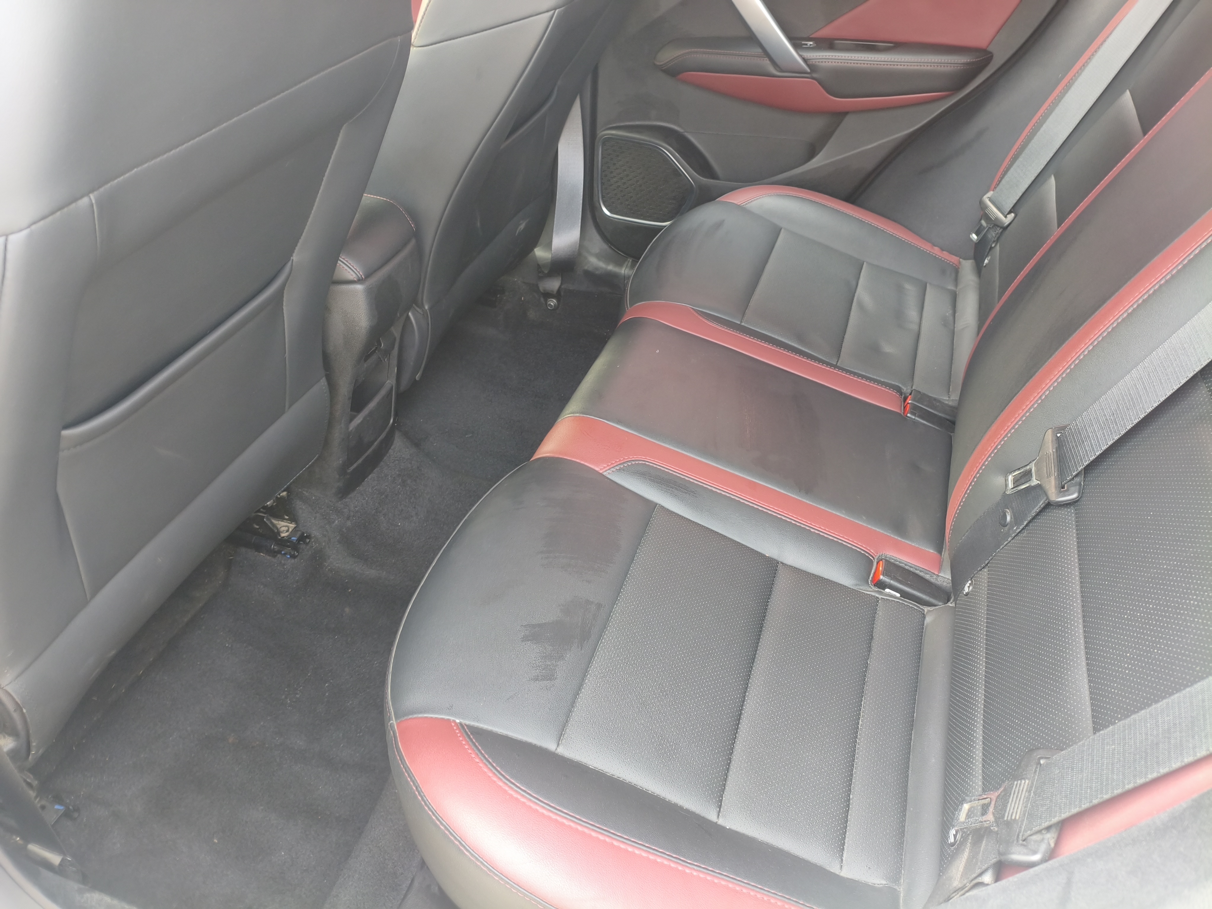 GEELY Coolray 2021 car image #10