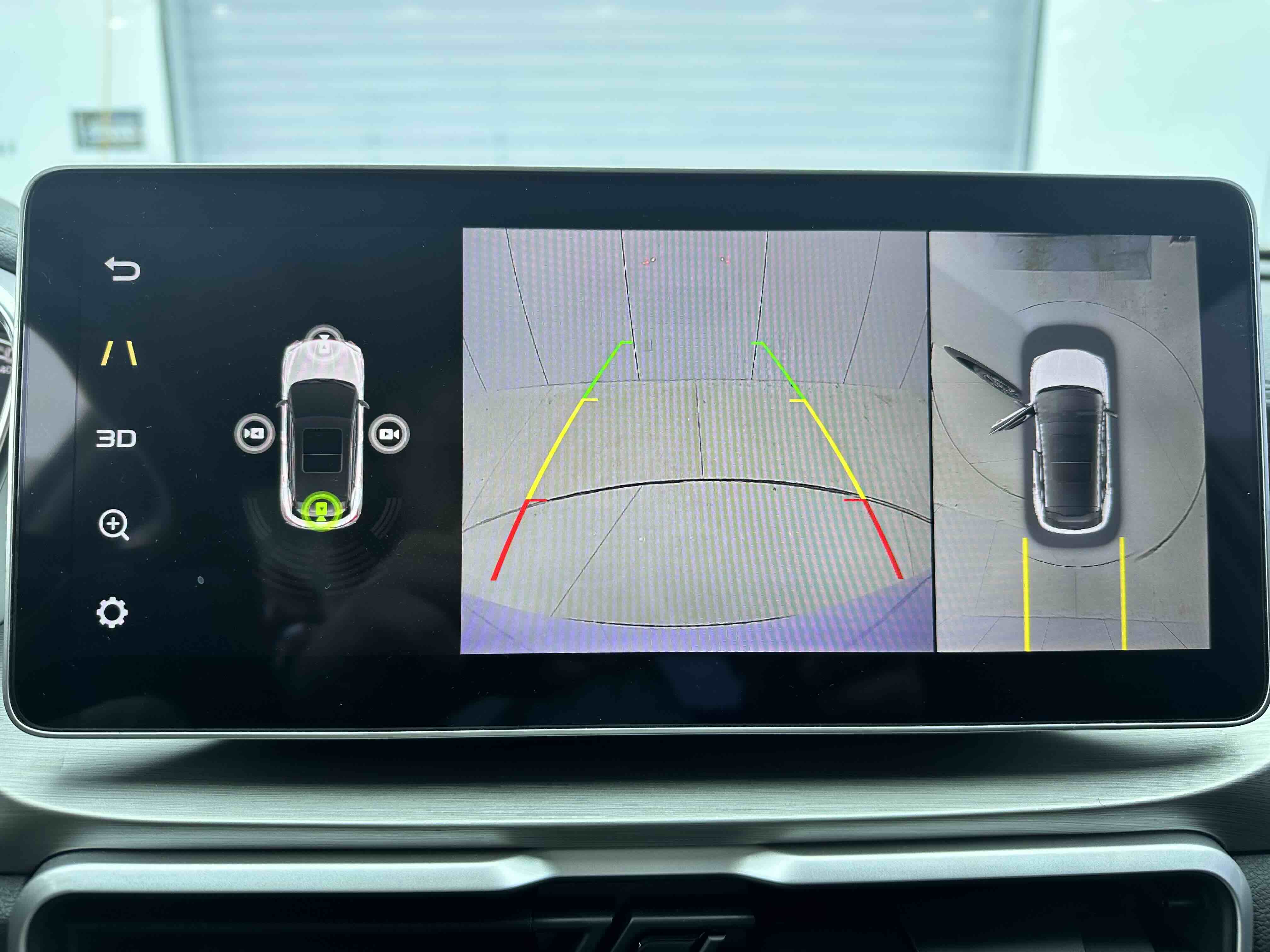 GEELY Coolray 2022 #10 GEELY Coolray 2022 car image #10