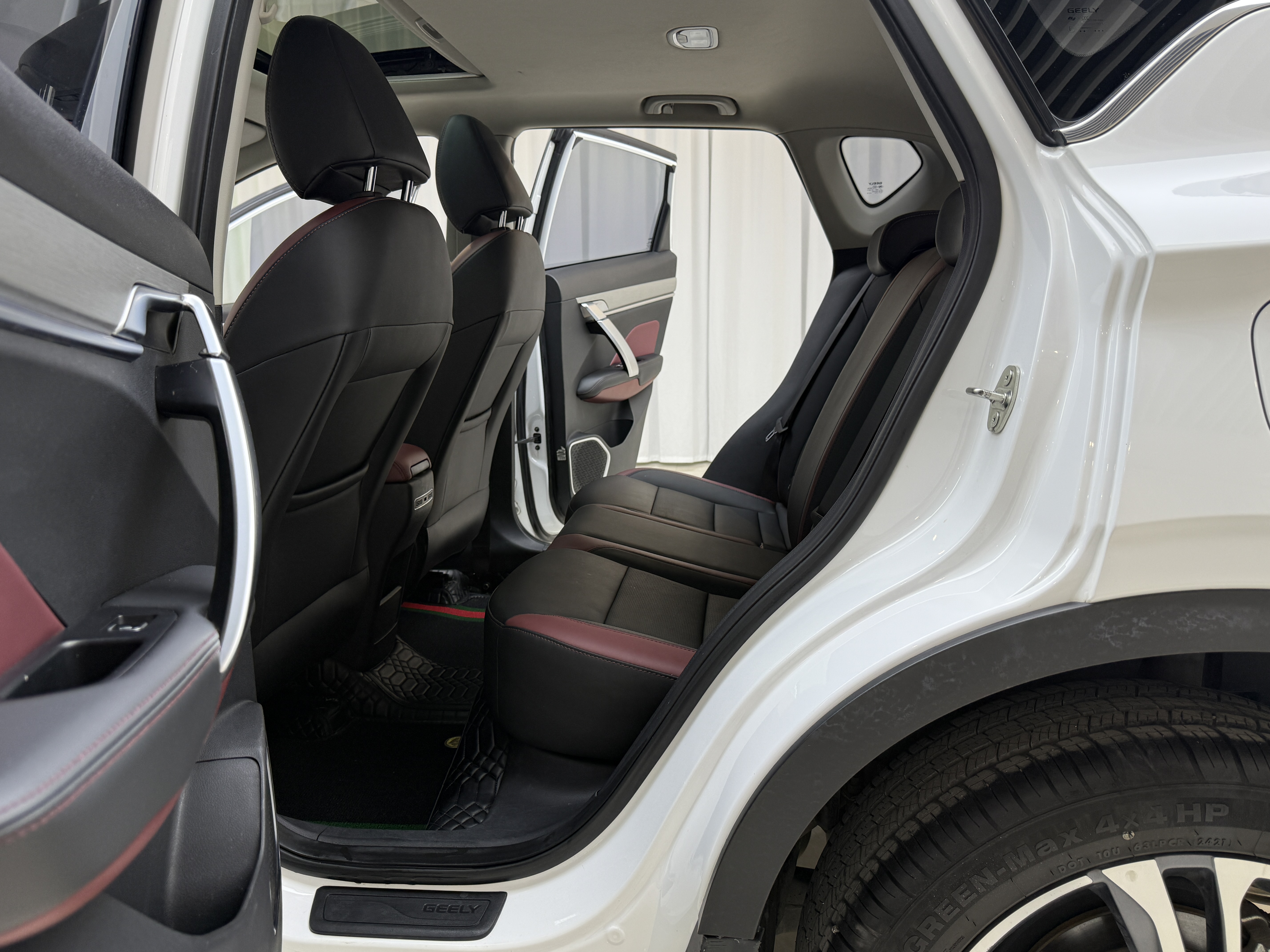 GEELY Coolray 2021 #10 GEELY Coolray 2021 car image #10