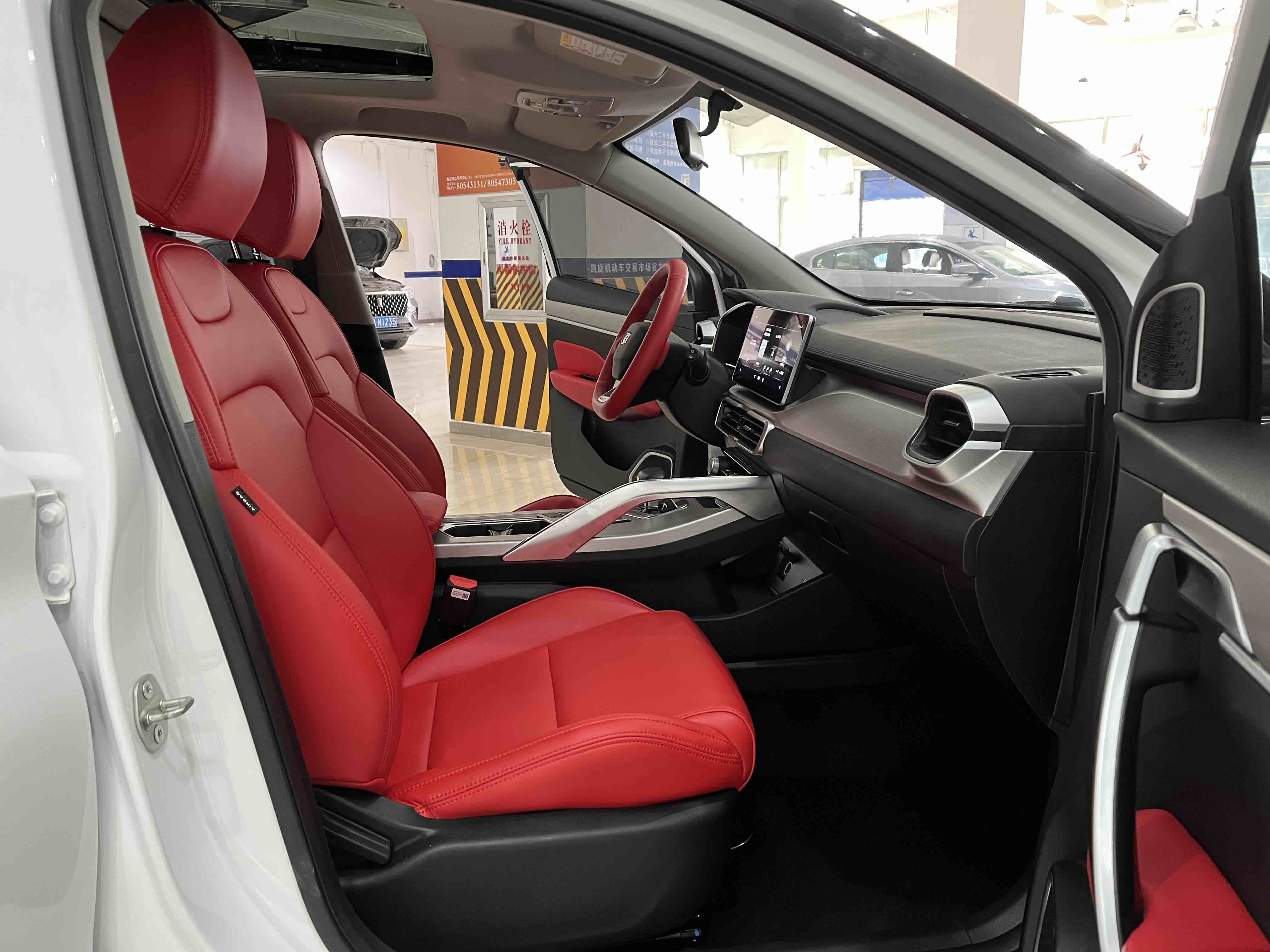 GEELY Coolray 2022 #10 GEELY Coolray 2022 car image #10
