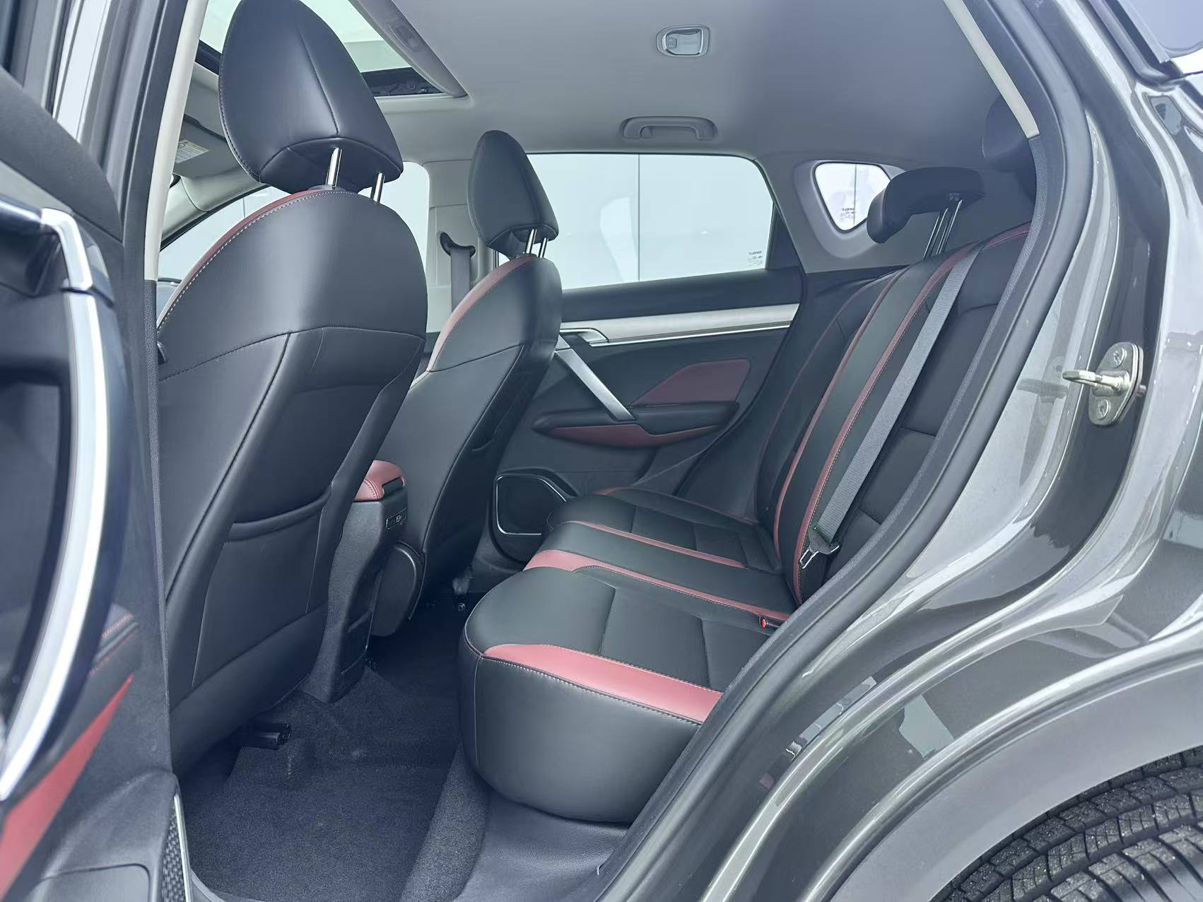 GEELY 2022 immagine di auto #10
